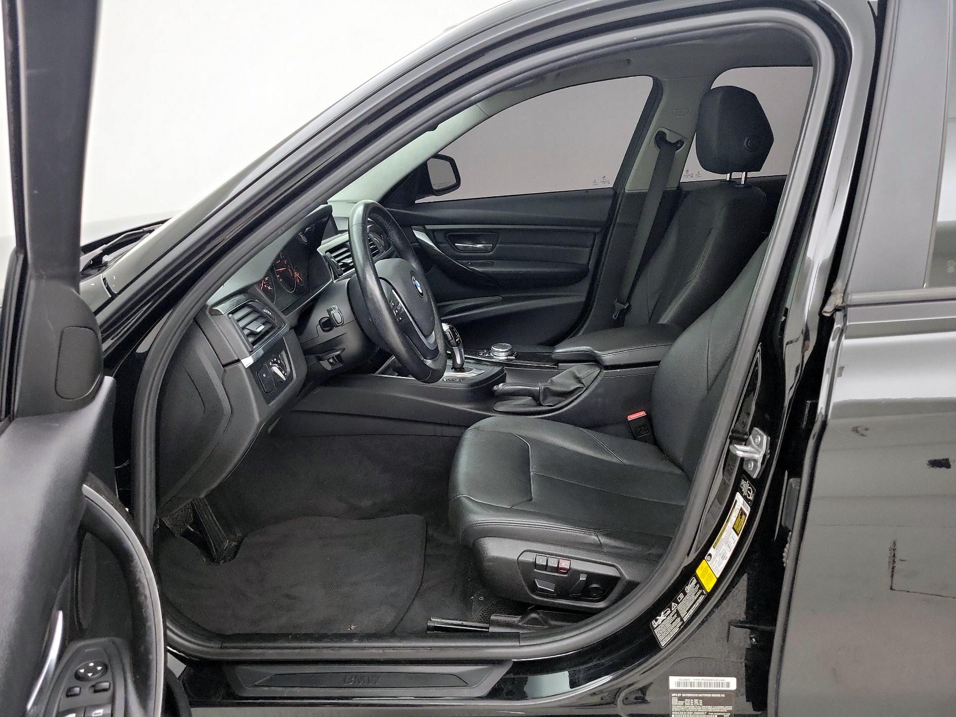 Thumbnail: 2015 BMW 3 Series - 11
