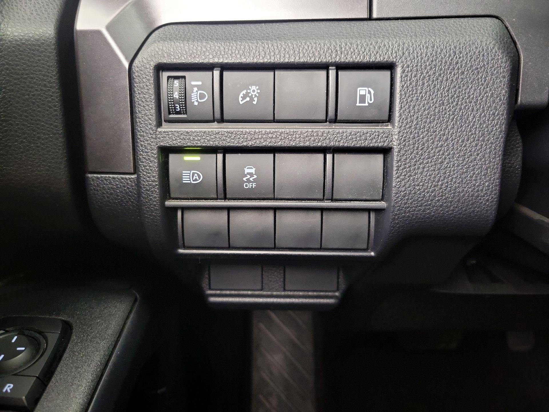 Thumbnail: 2025 Toyota 4Runner - 13