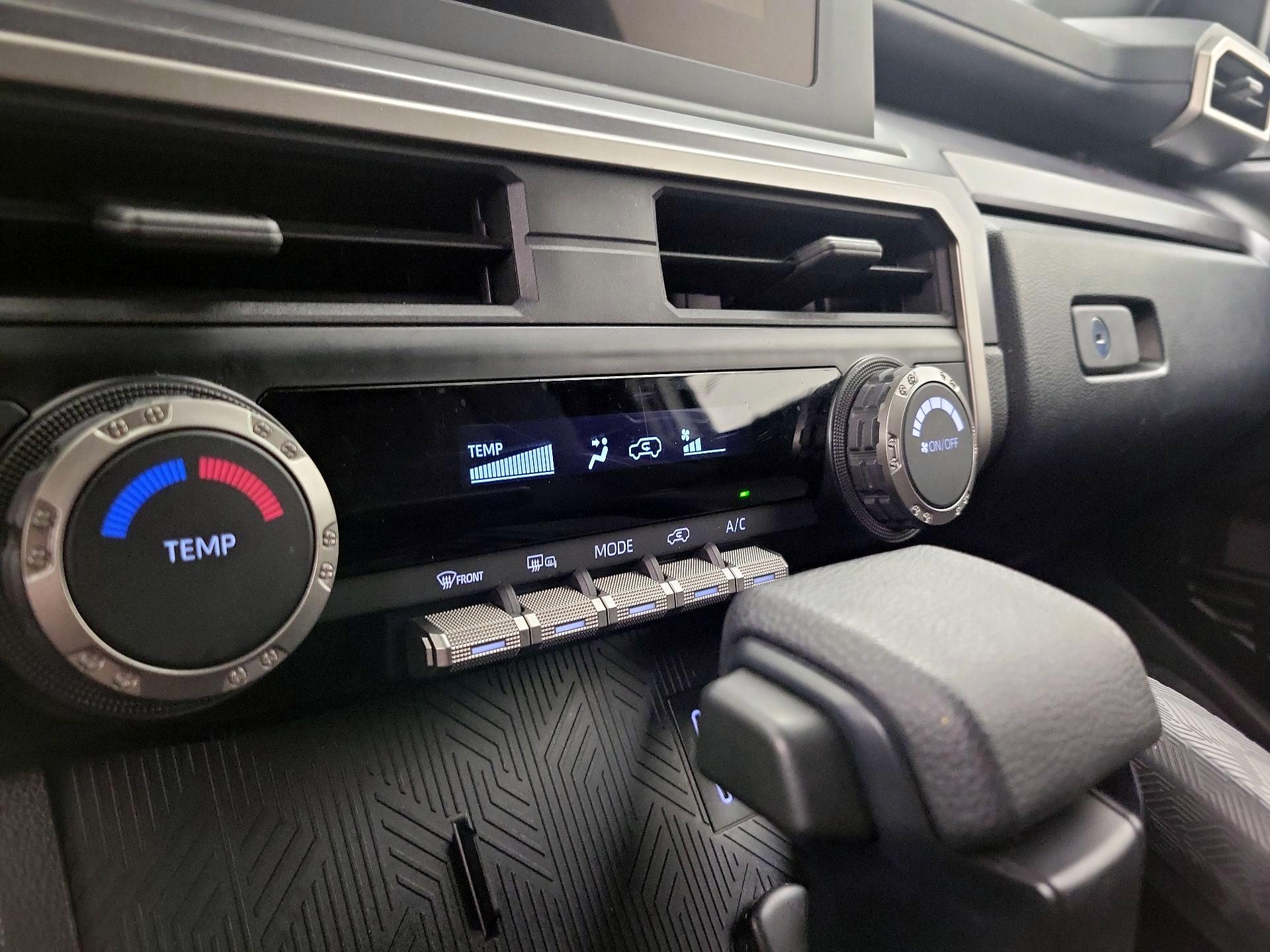 Thumbnail: 2025 Toyota 4Runner - 16