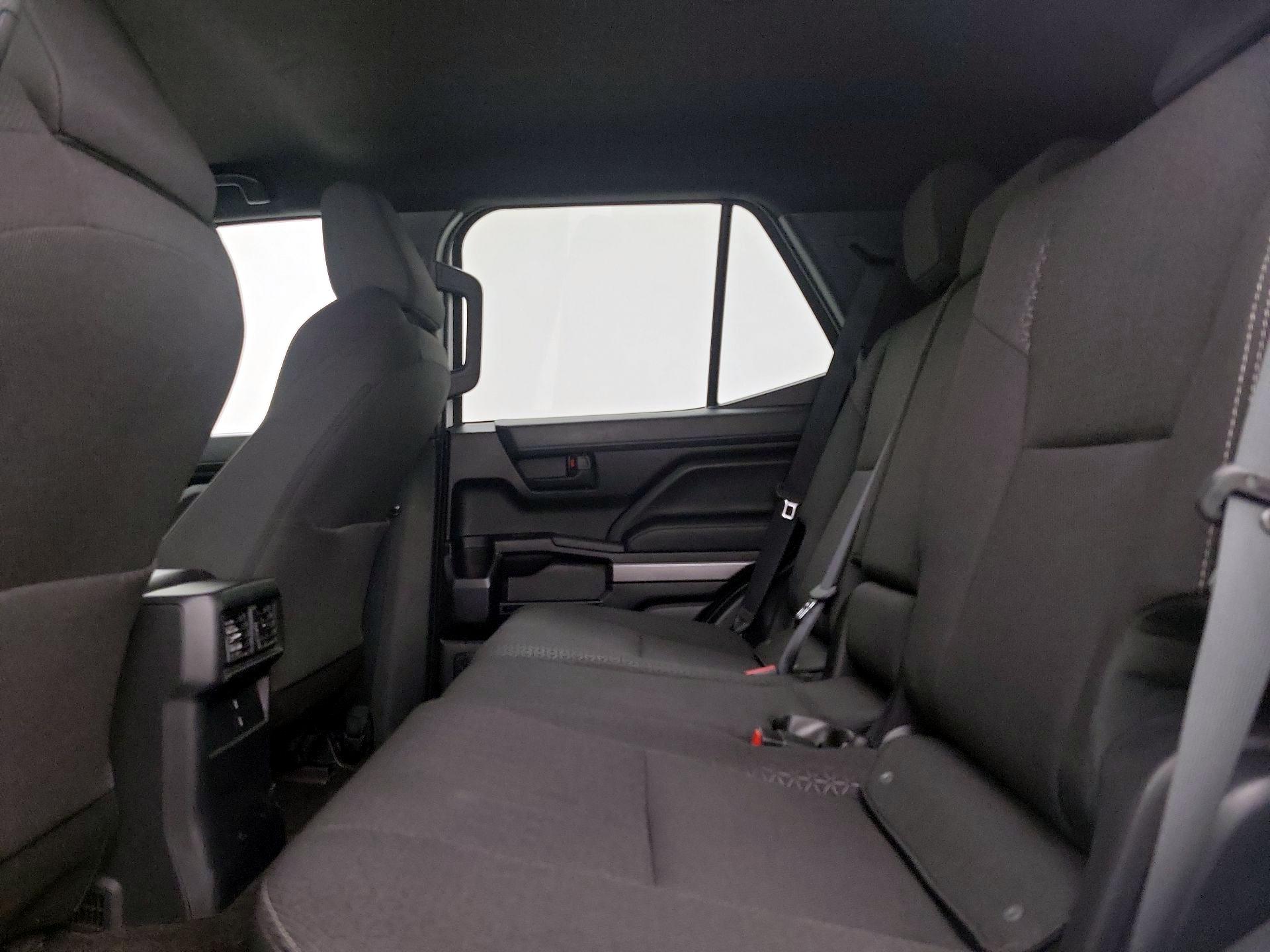 Thumbnail: 2025 Toyota 4Runner - 19