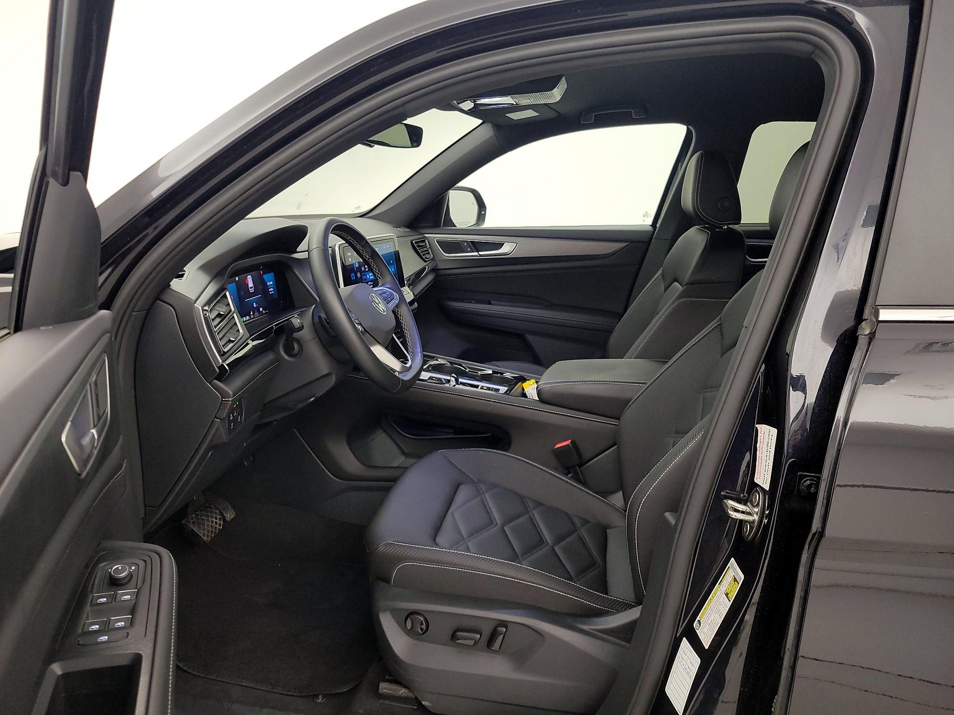 Thumbnail: 2025 Volkswagen Atlas - 11