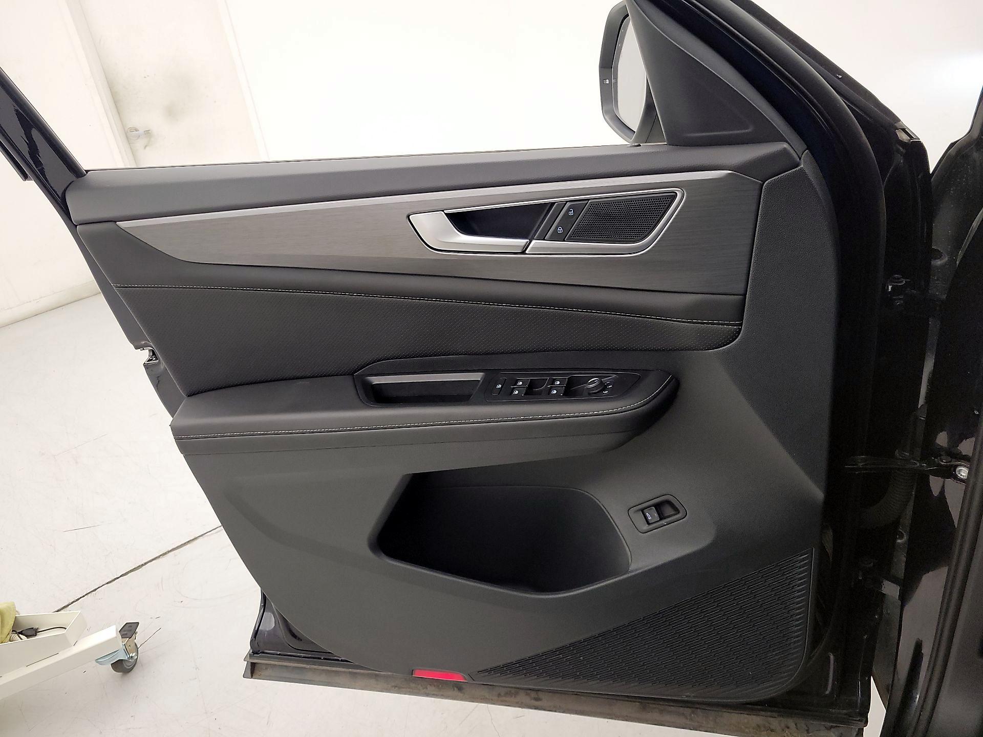 Thumbnail: 2025 Volkswagen Atlas - 12