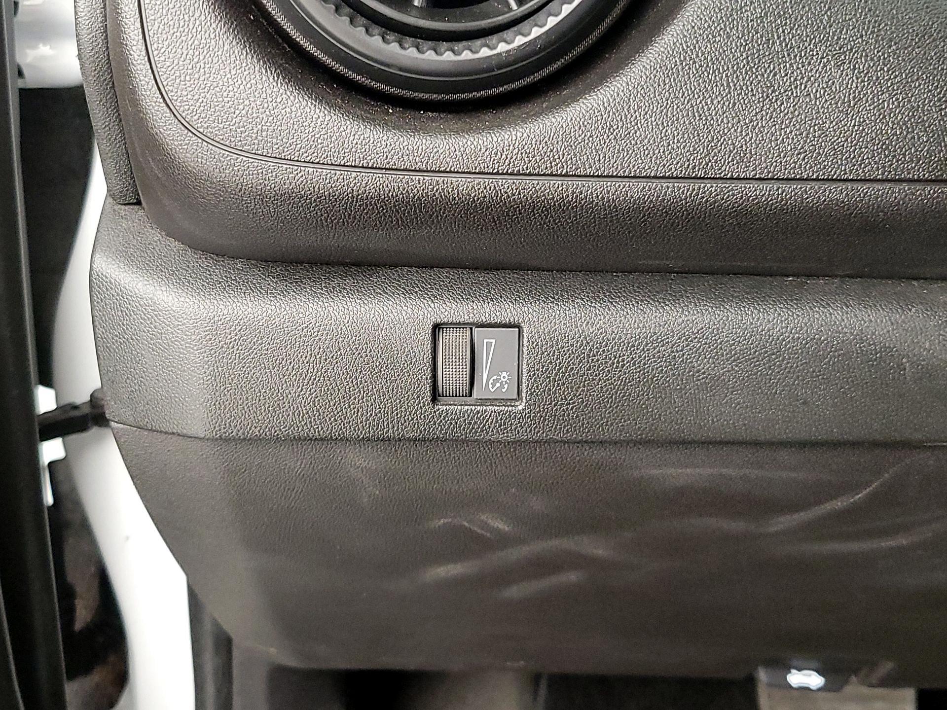 Thumbnail: 2023 Chevrolet Colorado - 13