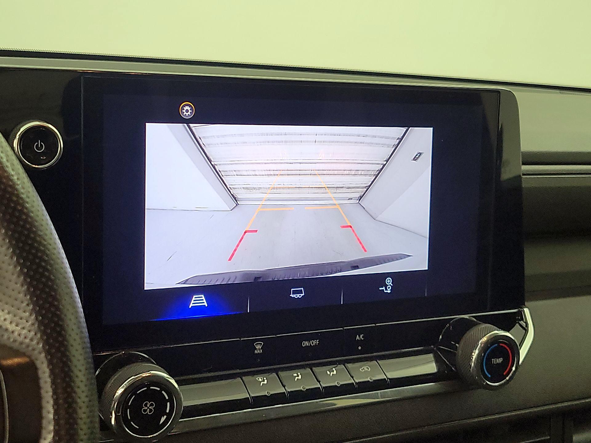 Thumbnail: 2023 Chevrolet Colorado - 14