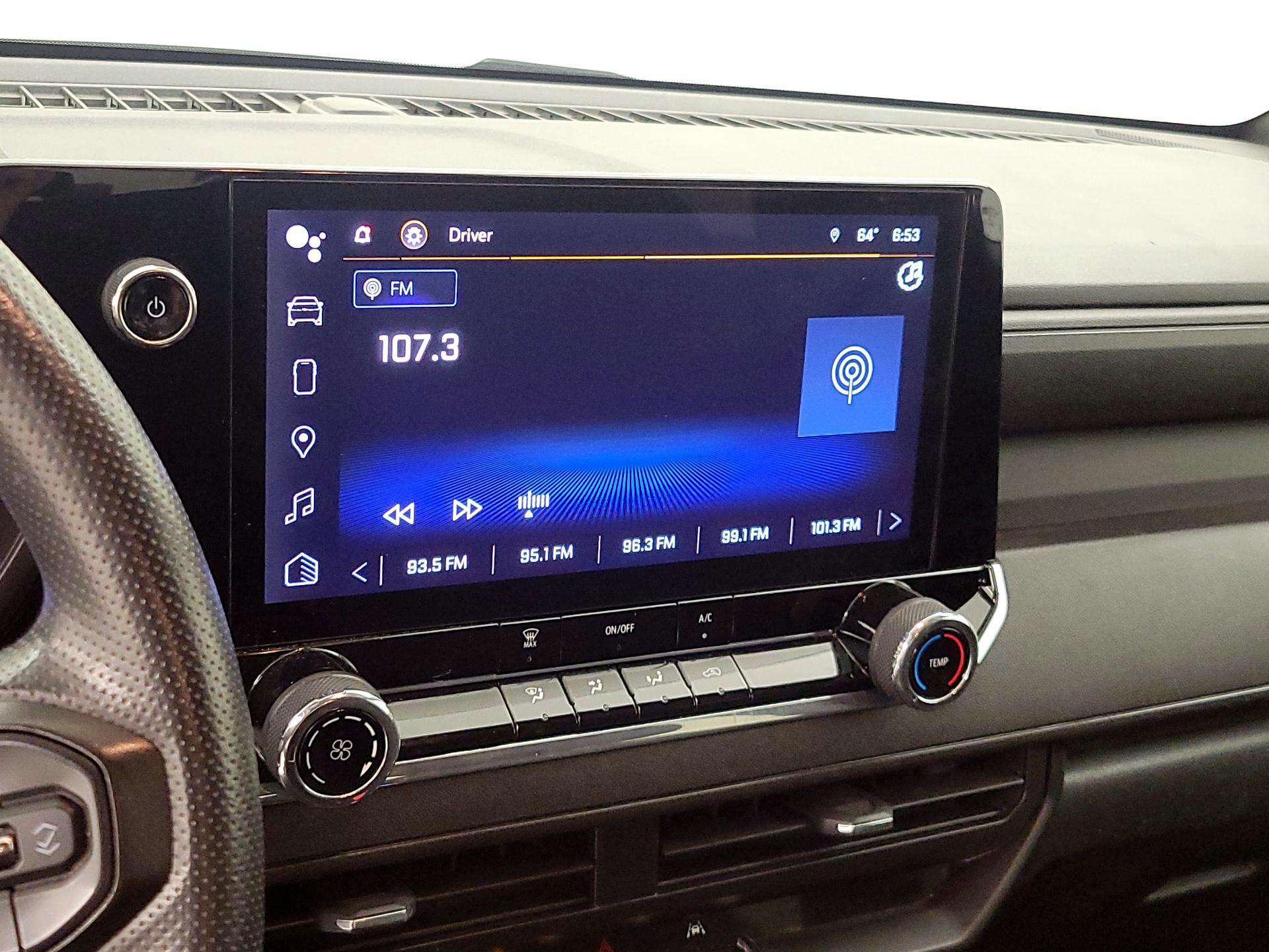 Thumbnail: 2023 Chevrolet Colorado - 15