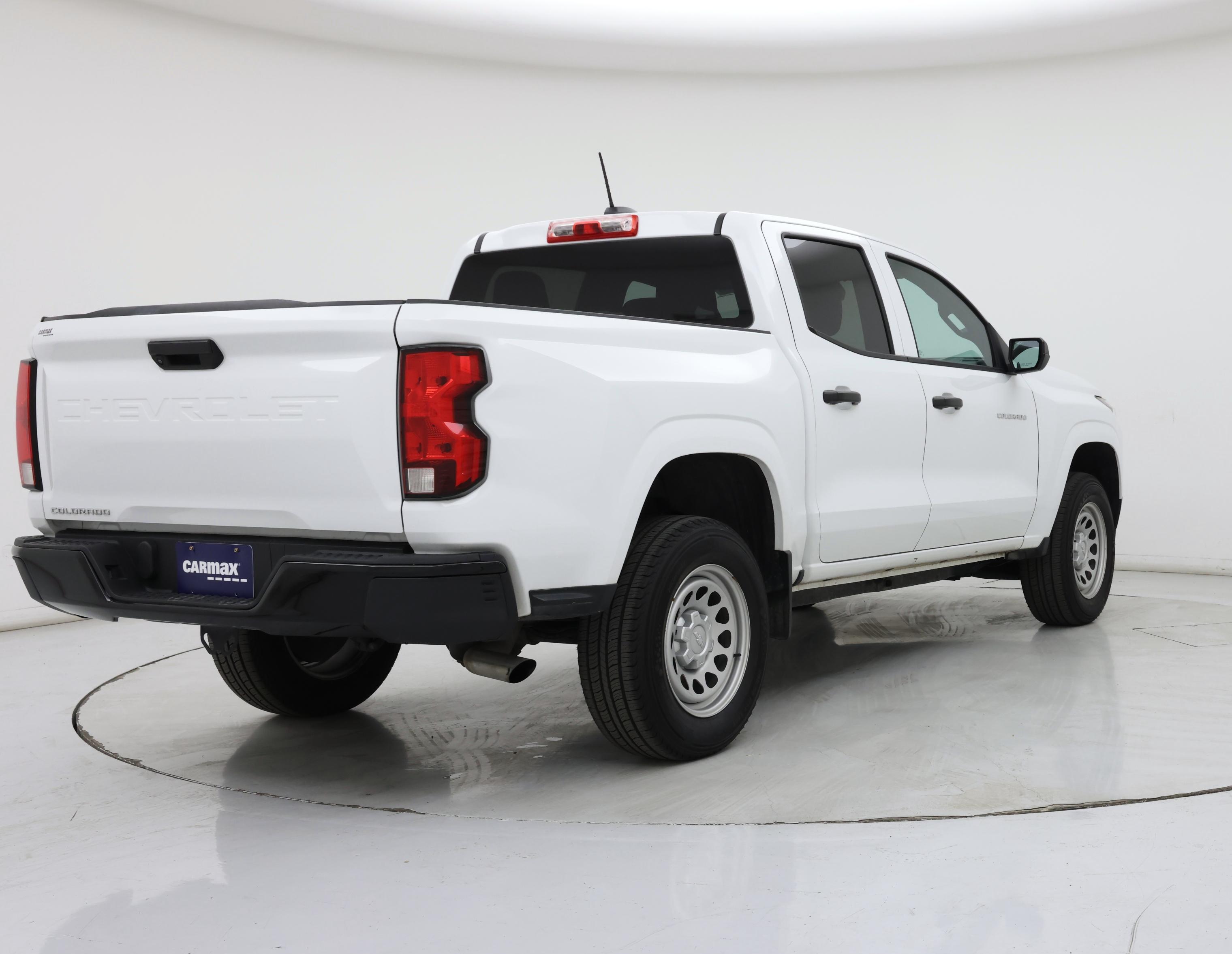 Thumbnail: 2023 Chevrolet Colorado - 8