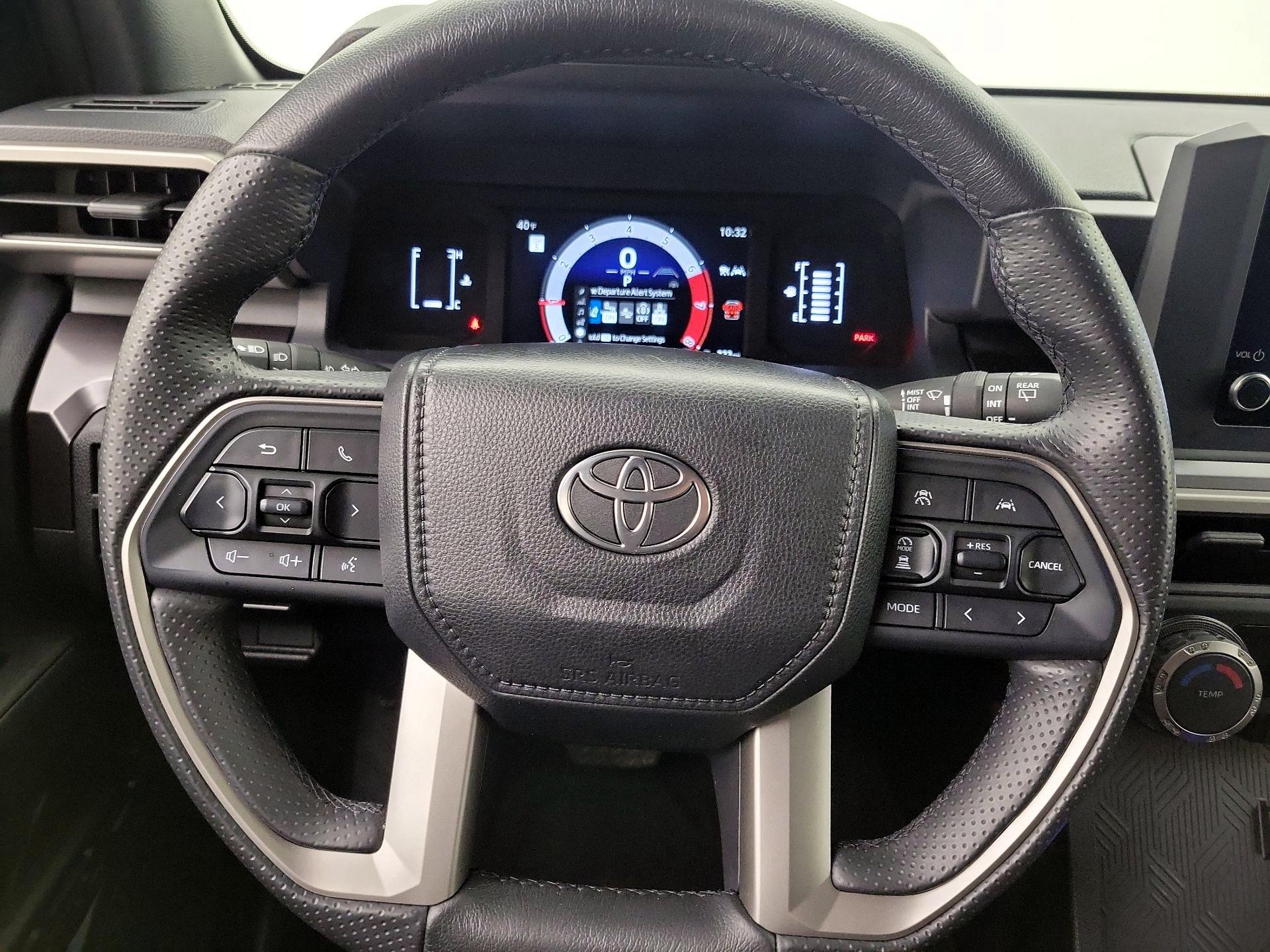 Thumbnail: 2025 Toyota 4Runner - 10