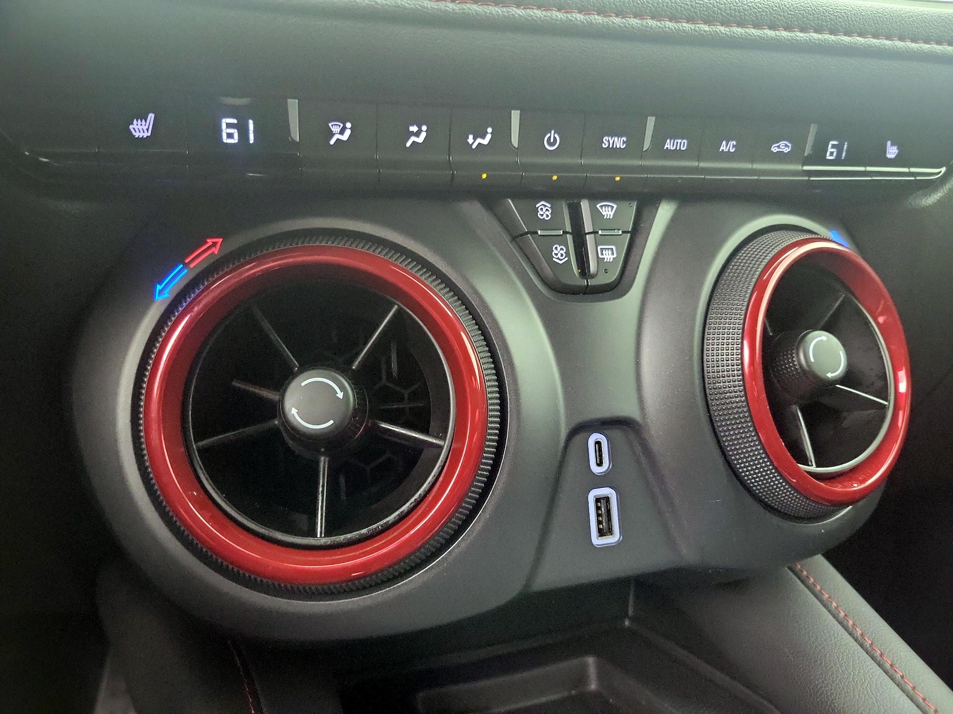 Thumbnail: 2025 Chevrolet Blazer - 17