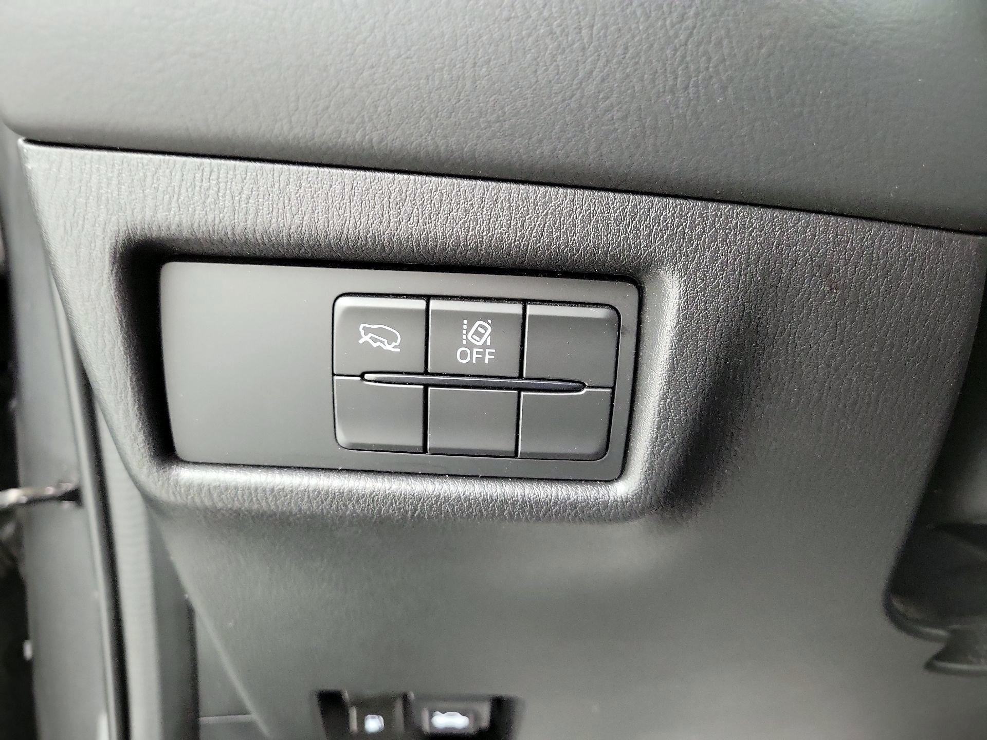 Thumbnail: 2025 Mazda CX-5 - 13