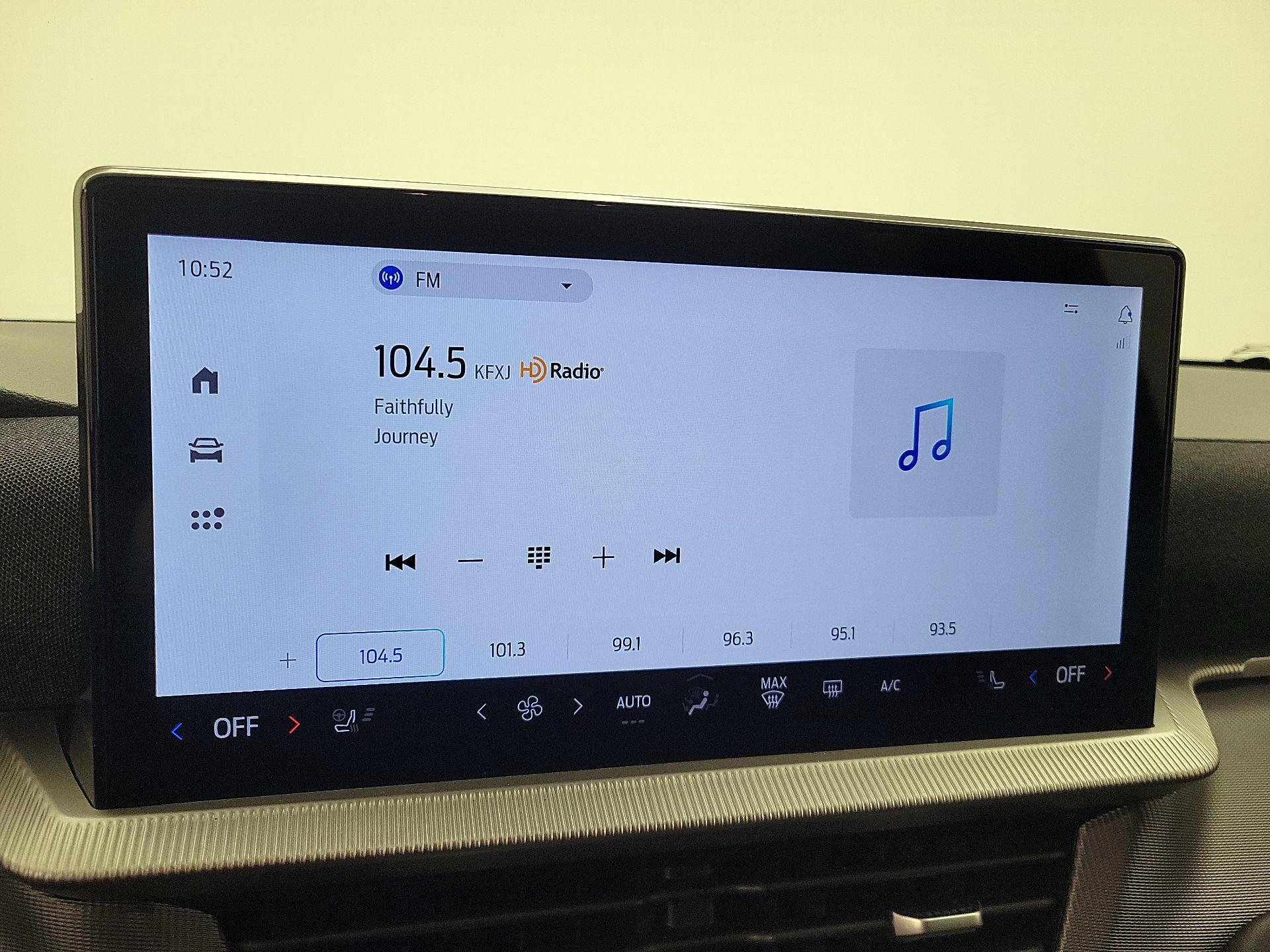 Thumbnail: 2025 Ford Explorer - 16