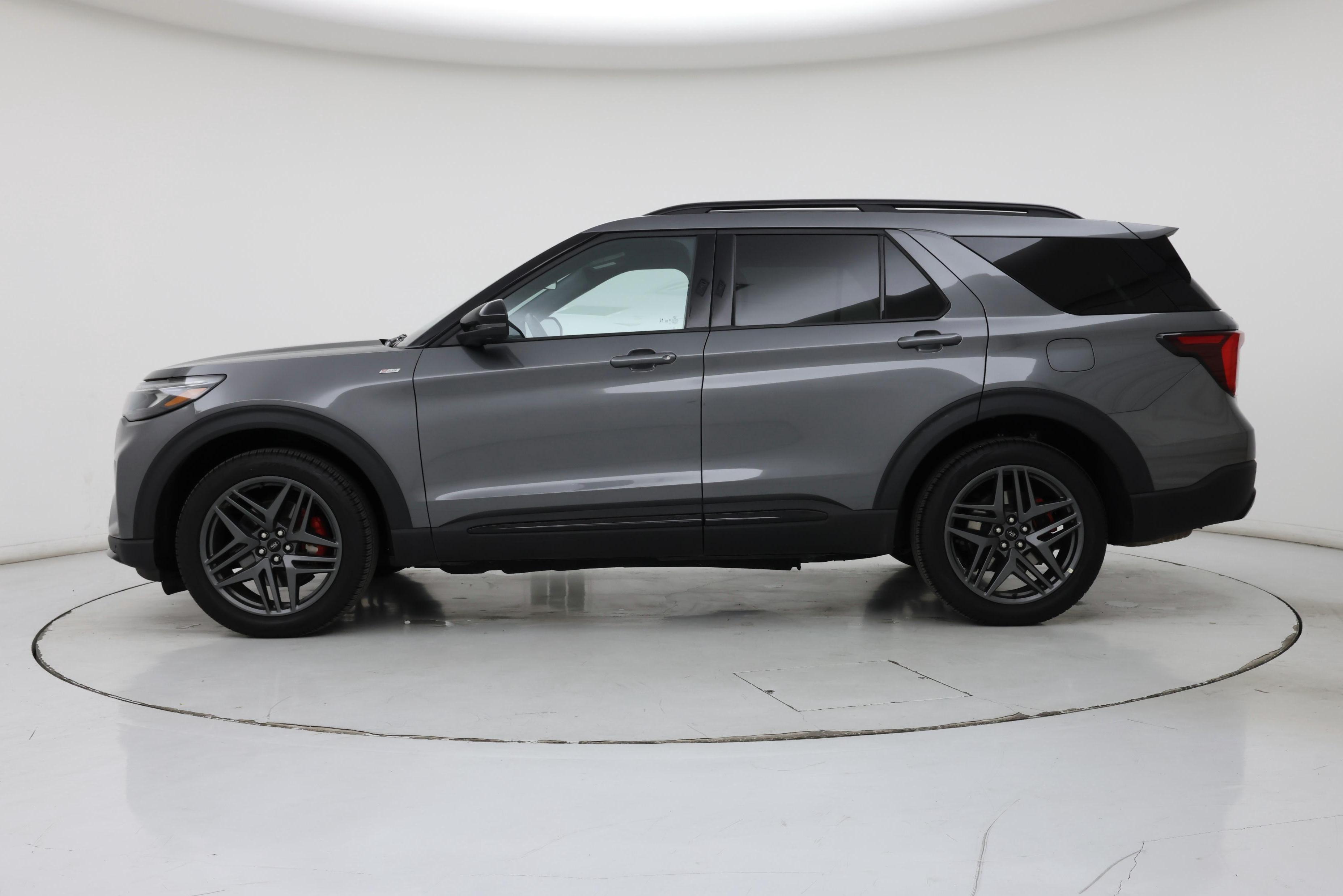 Thumbnail: 2025 Ford Explorer - 3