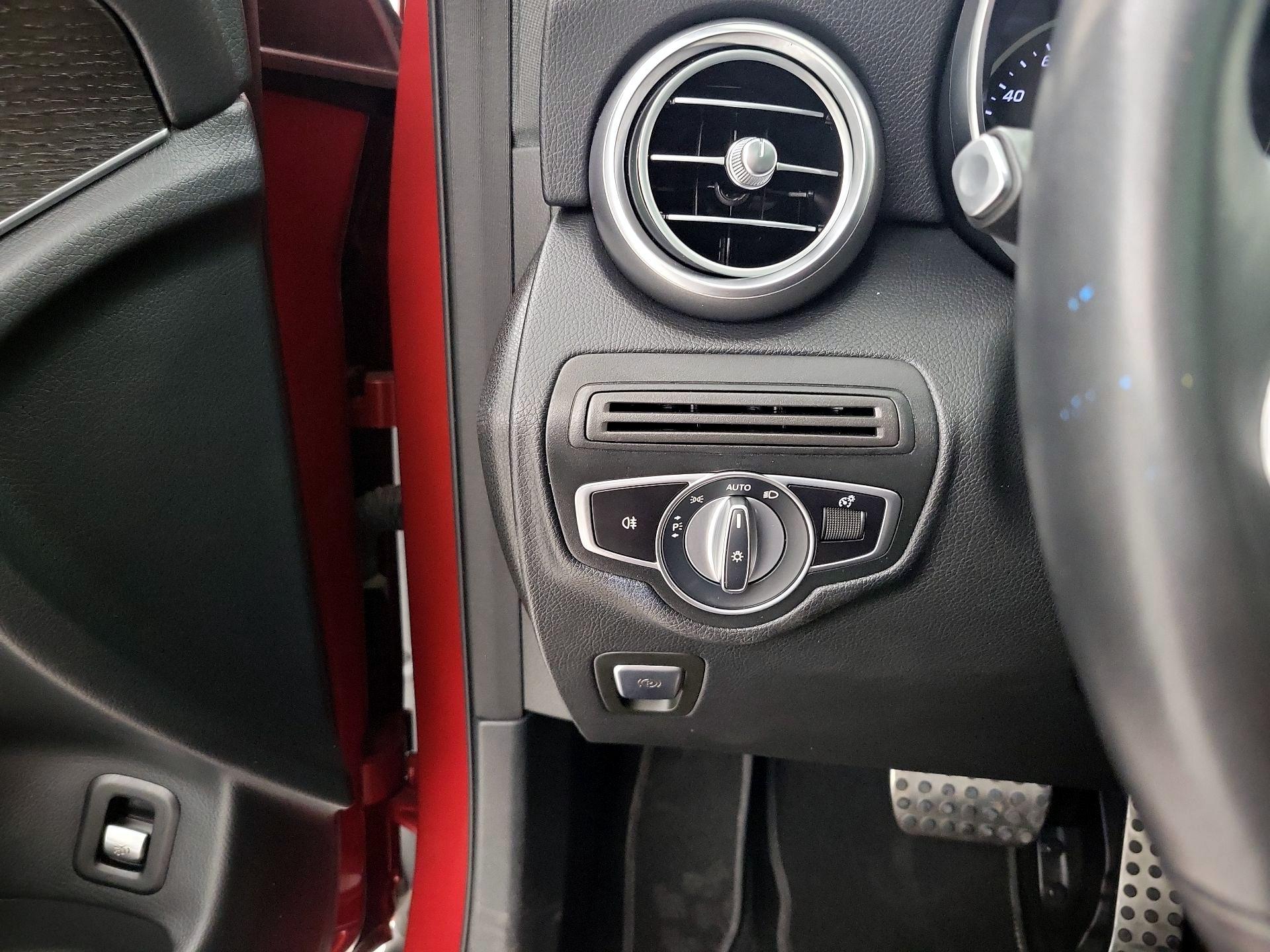 Thumbnail: 2020 Mercedes-Benz GLC - 13