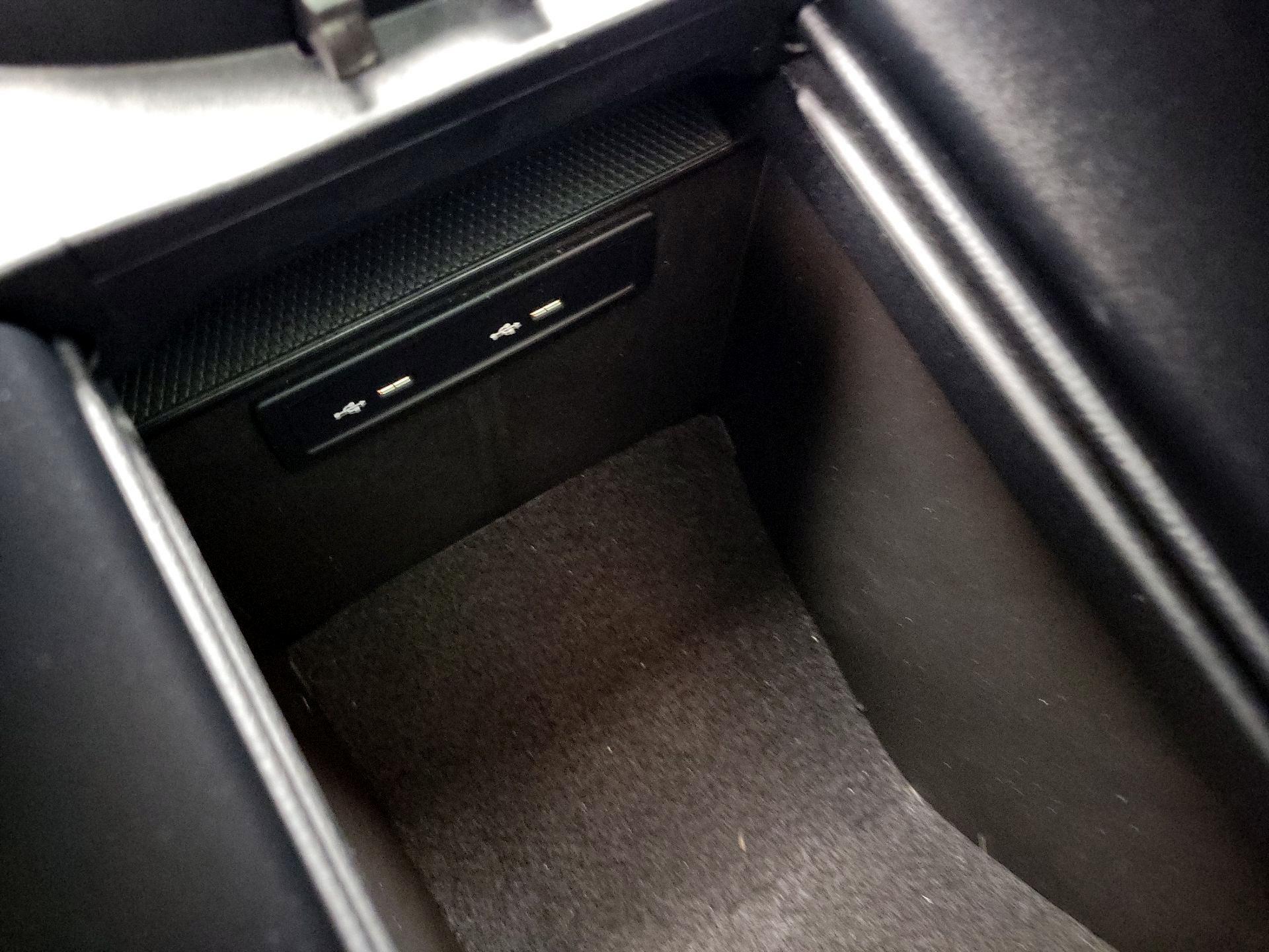 Thumbnail: 2020 Mercedes-Benz GLC - 18