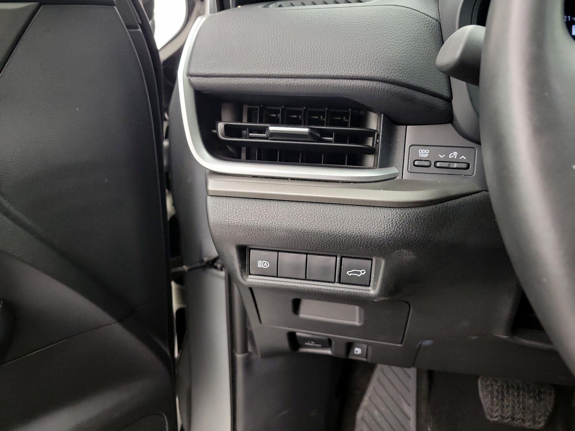 Thumbnail: 2025 Toyota Grand Highlander - 13