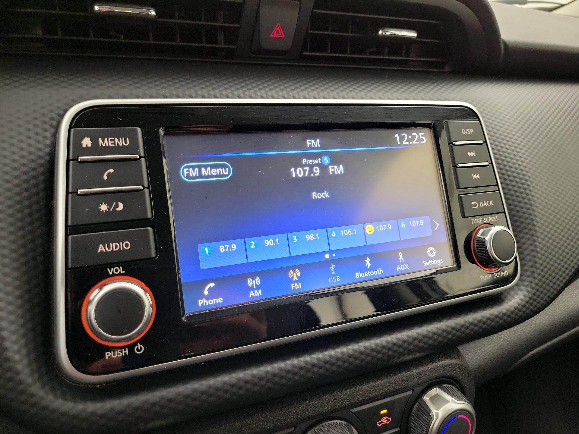 Thumbnail: 2024 Nissan Kicks - 15