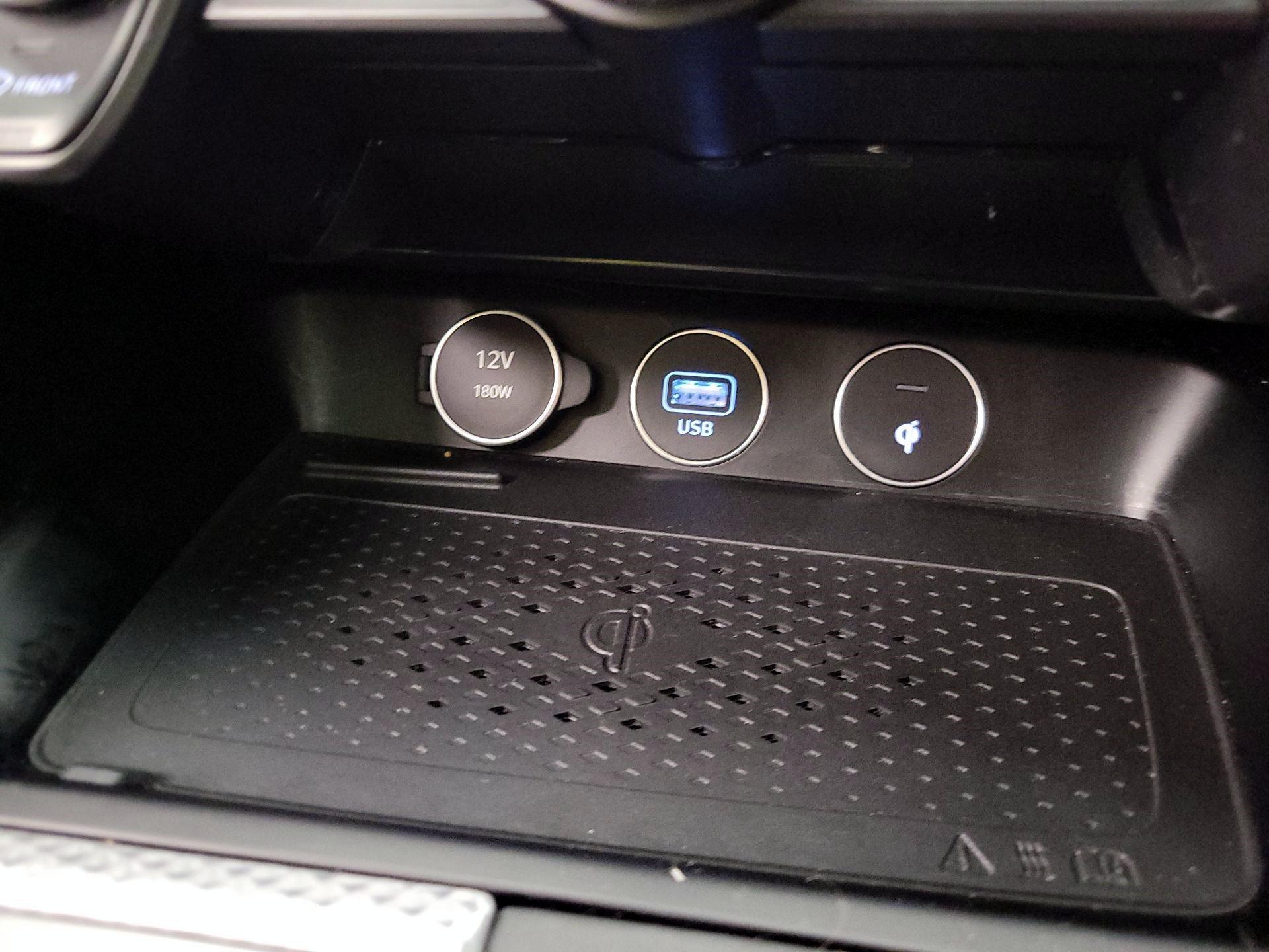 Thumbnail: 2023 Genesis G70 - 19