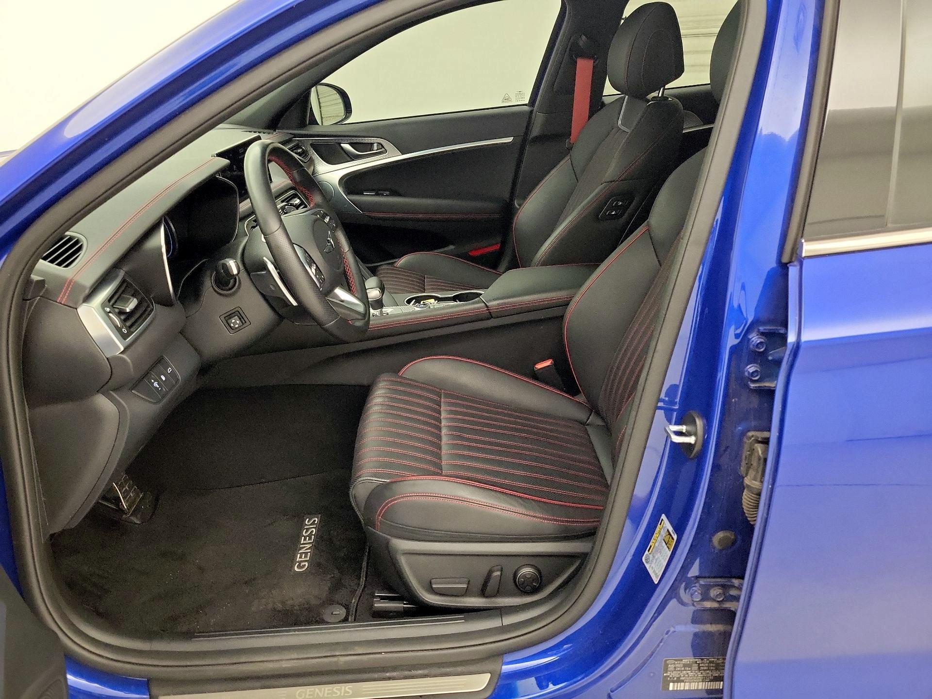 Thumbnail: 2023 Genesis G70 - 11