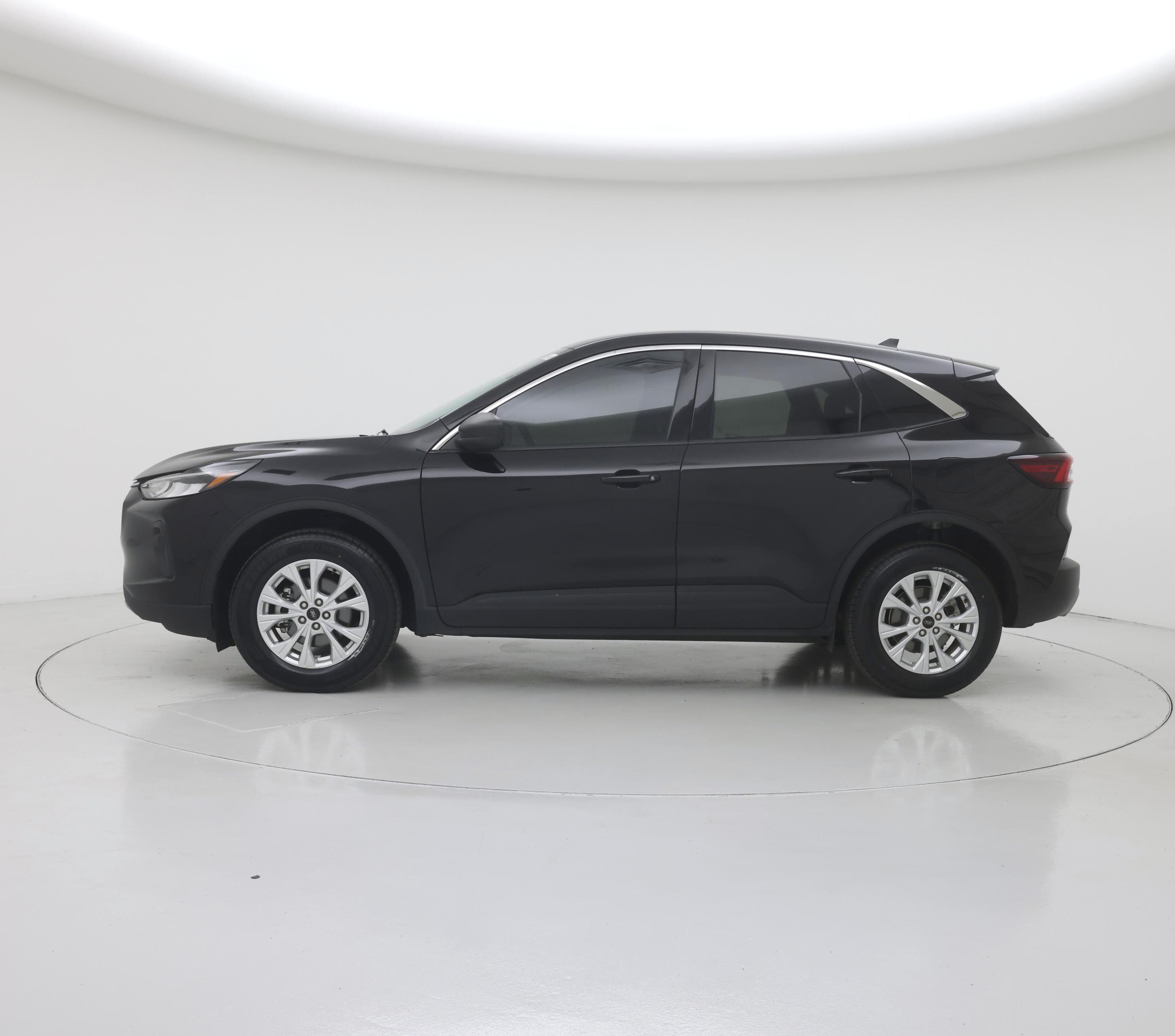 Thumbnail: 2024 Ford Escape - 3