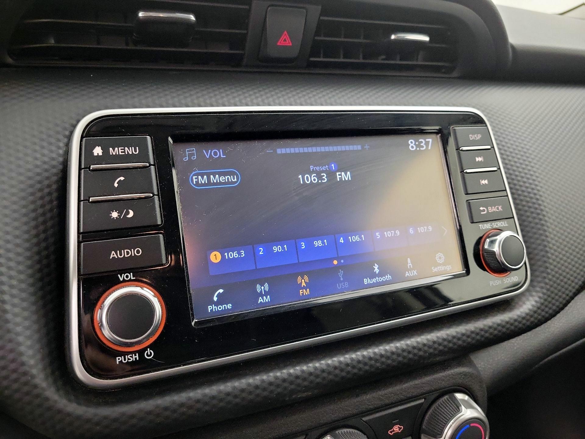 Thumbnail: 2022 Nissan Kicks - 15