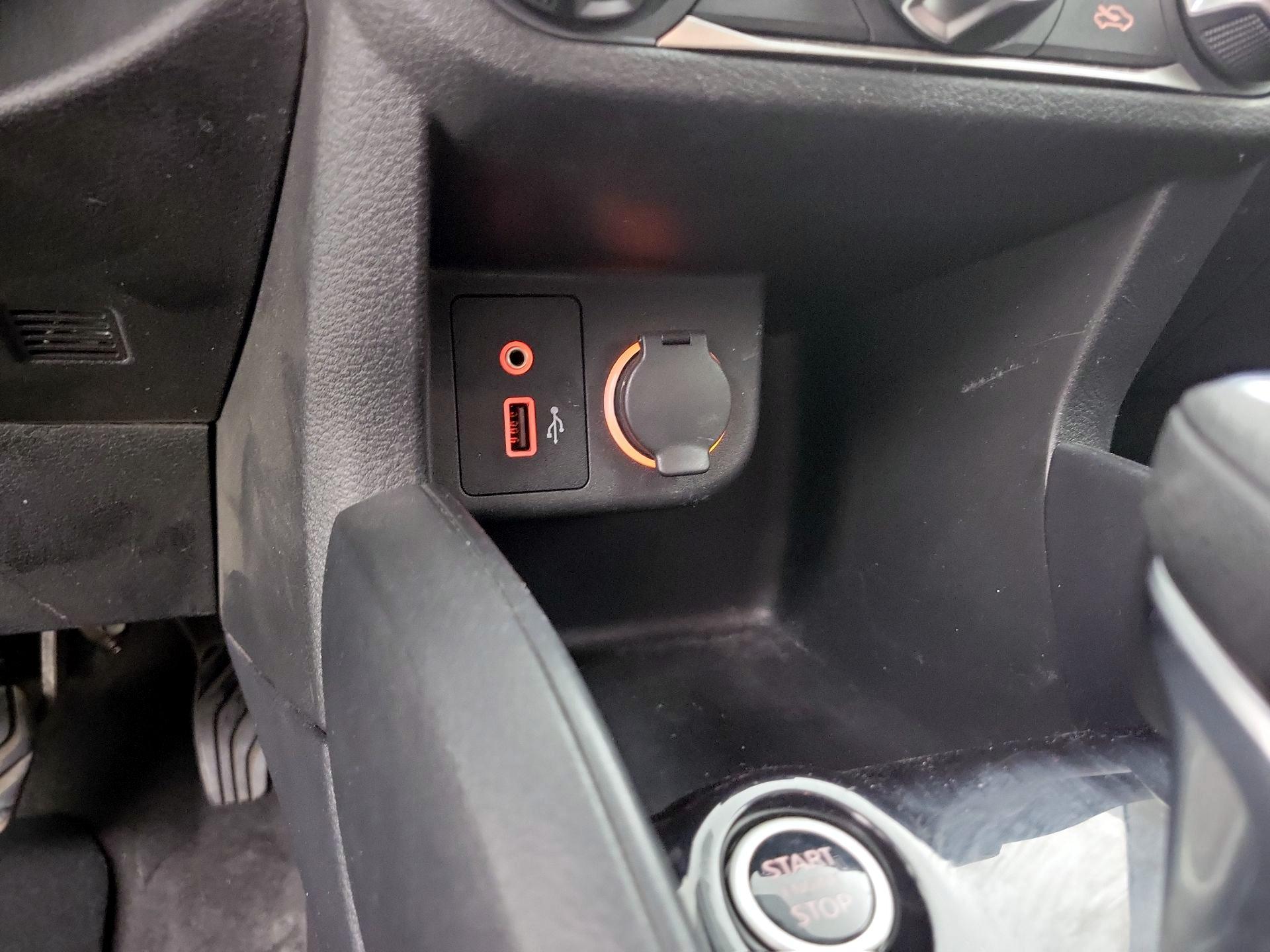 Thumbnail: 2022 Nissan Kicks - 18