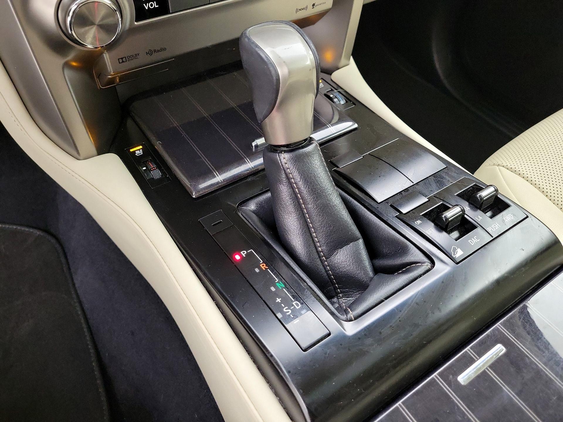 Thumbnail: 2020 Lexus GX - 18