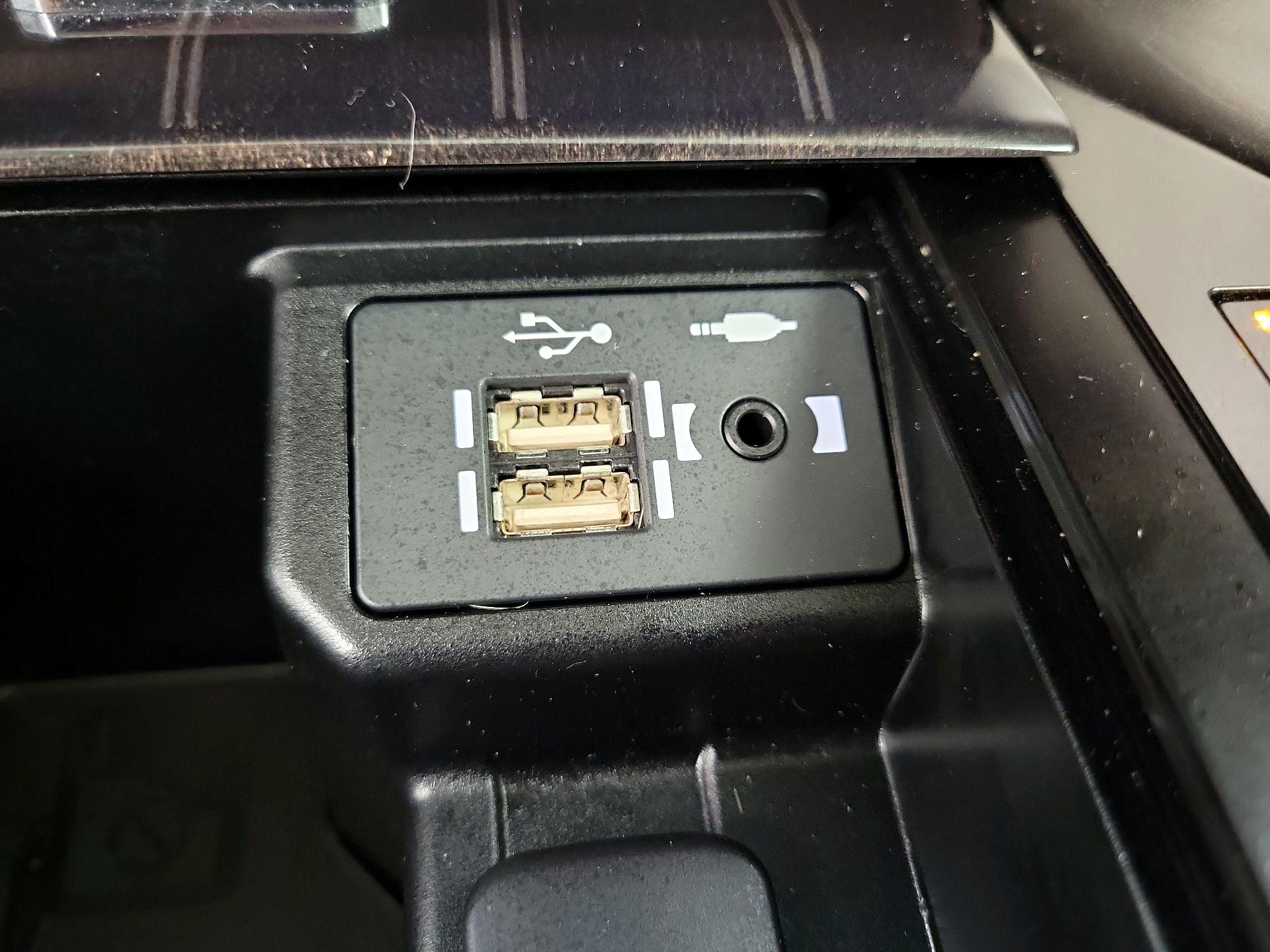 Thumbnail: 2020 Lexus GX - 19