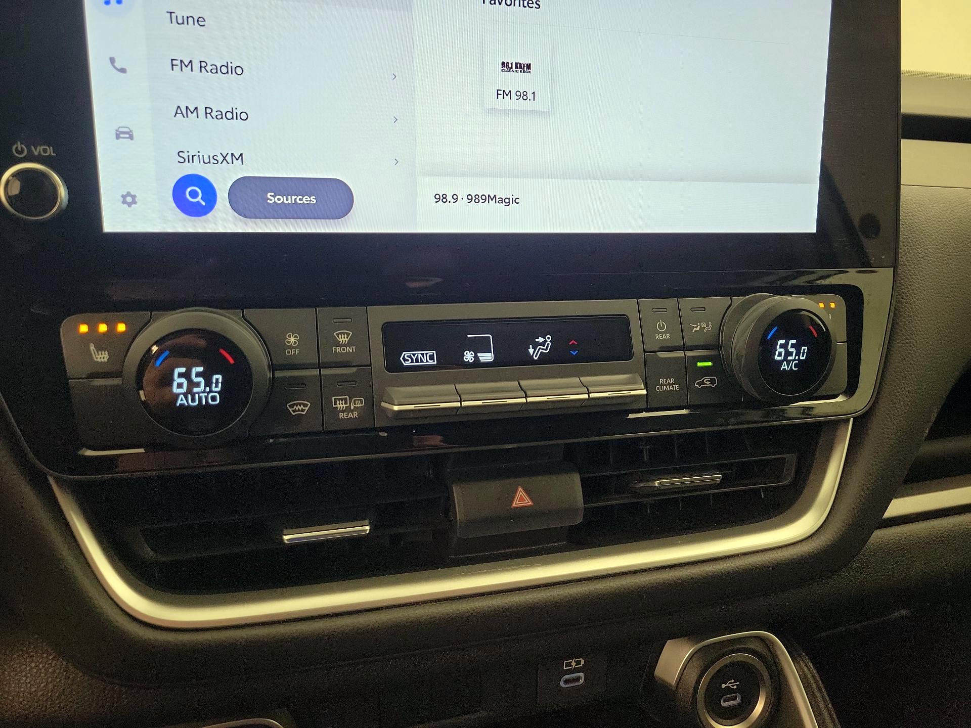 Thumbnail: 2025 Toyota Grand Highlander - 16