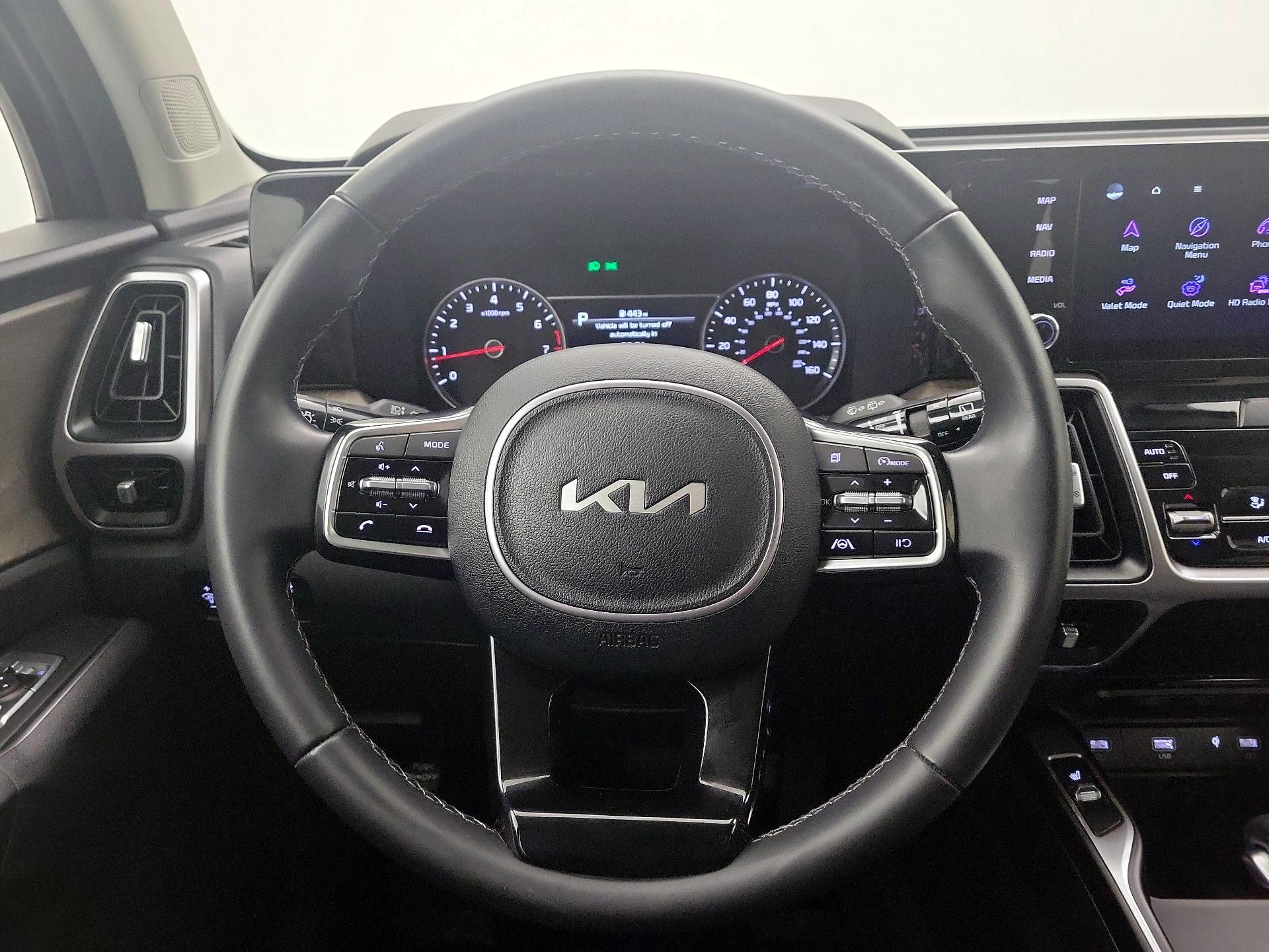 Thumbnail: 2023 Kia Sorento - 10