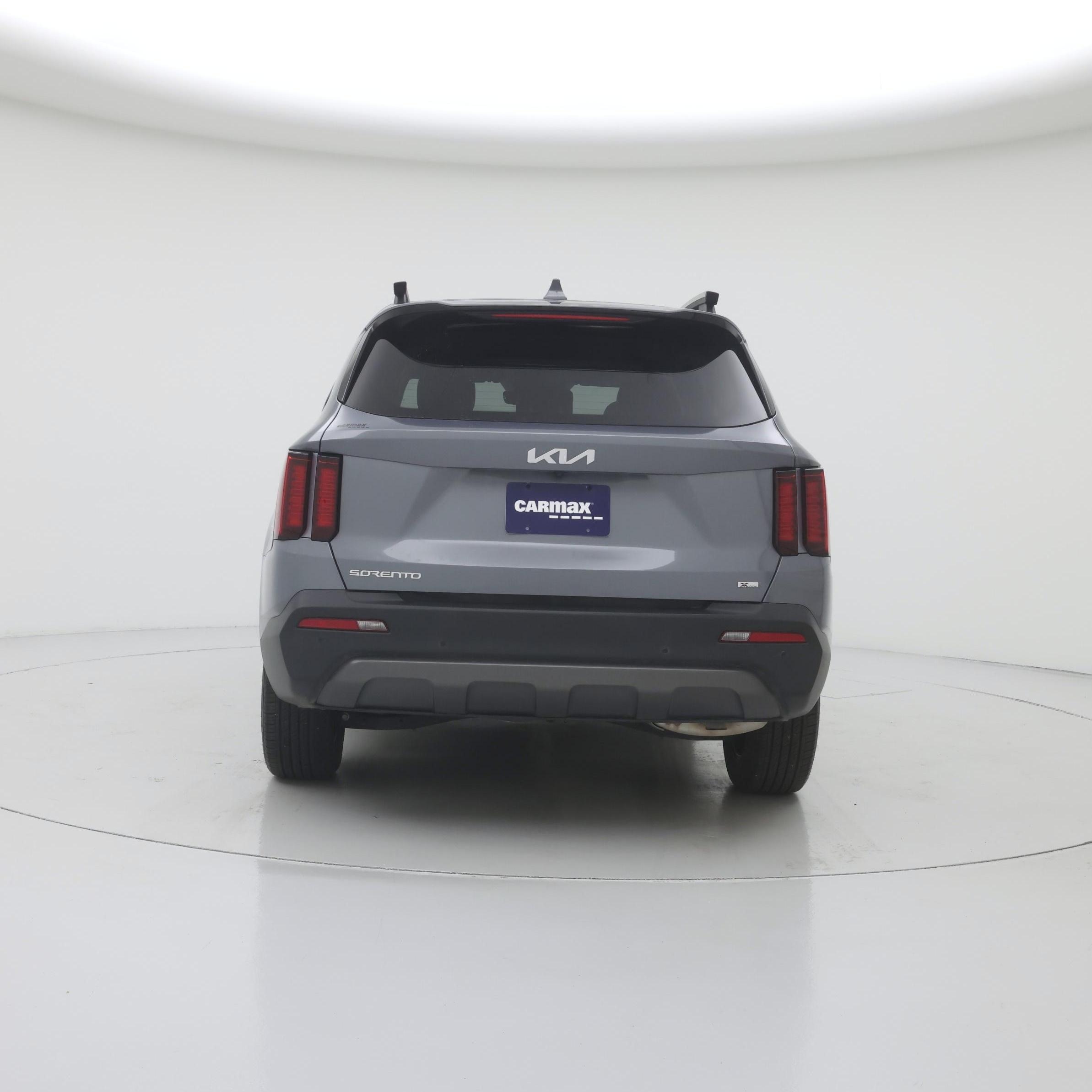 Thumbnail: 2023 Kia Sorento - 6