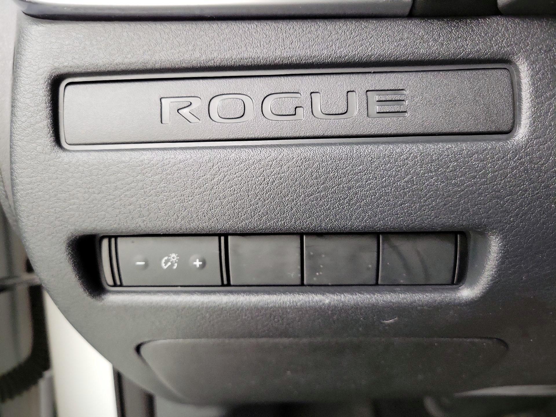 Thumbnail: 2023 Nissan Rogue - 13