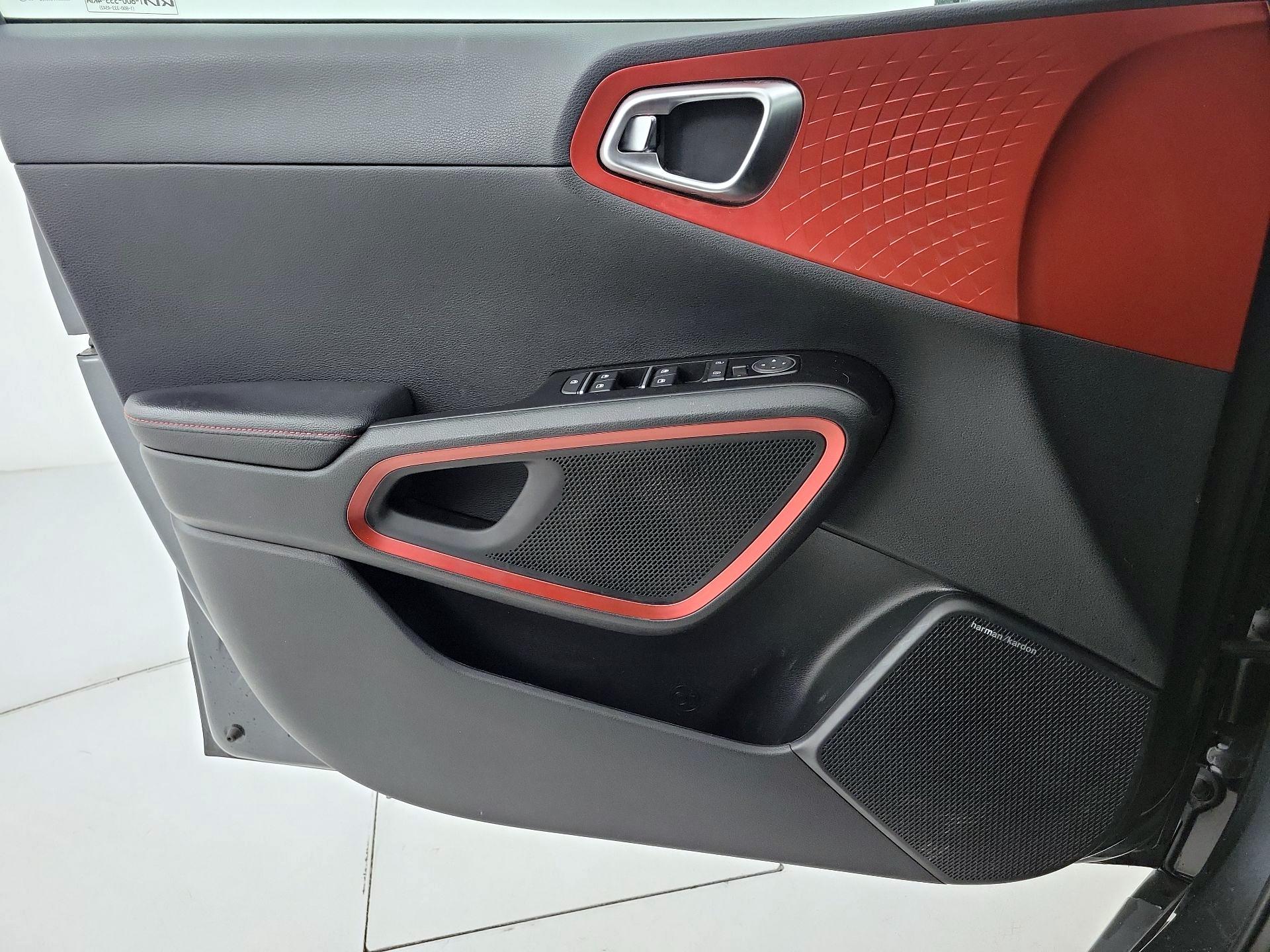 Thumbnail: 2023 Kia Soul - 12