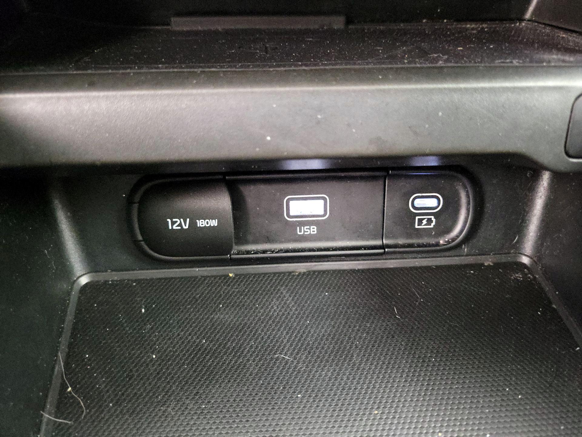 Thumbnail: 2023 Kia Soul - 19