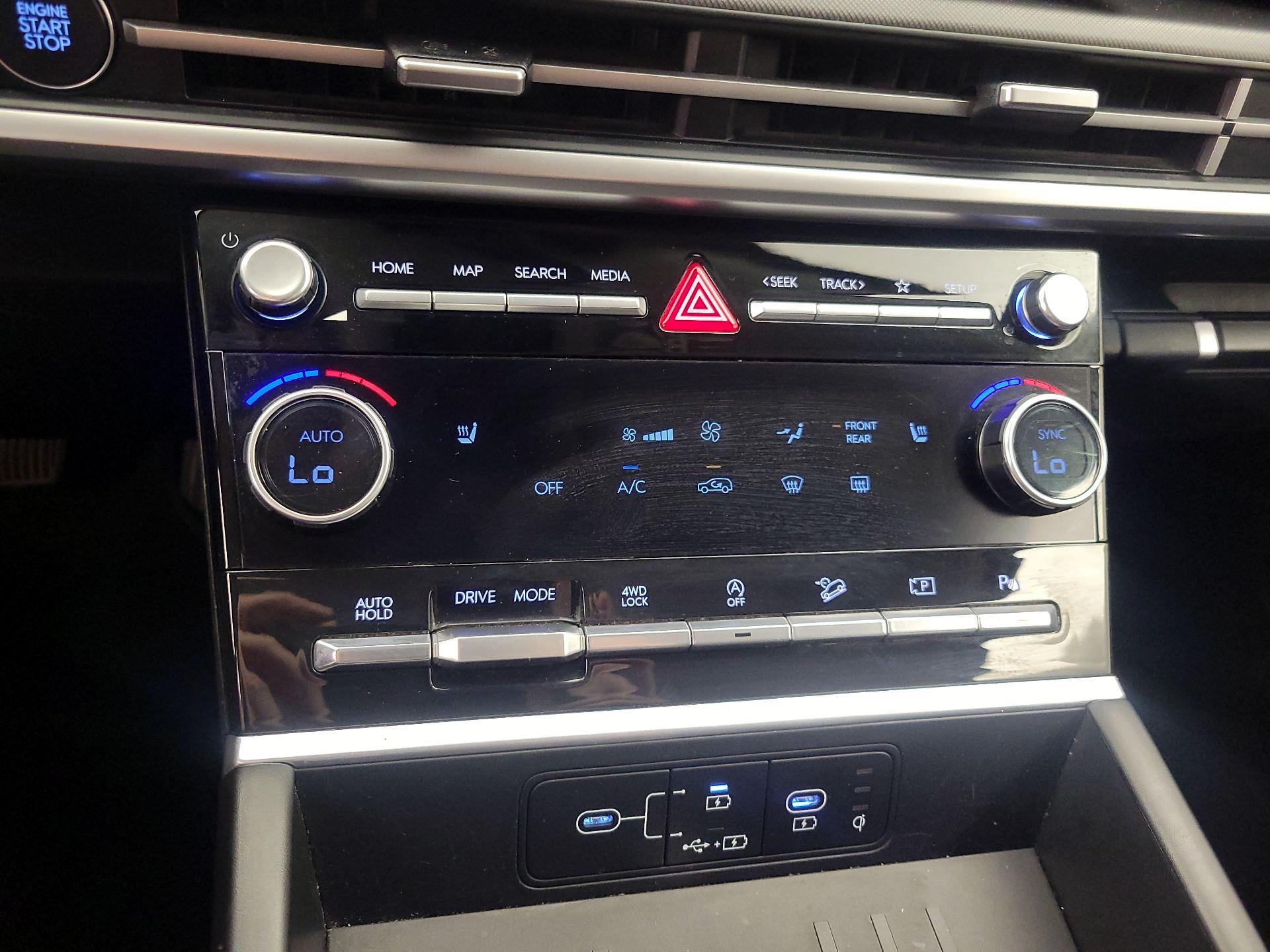 Thumbnail: 2024 Hyundai Santa Fe - 16