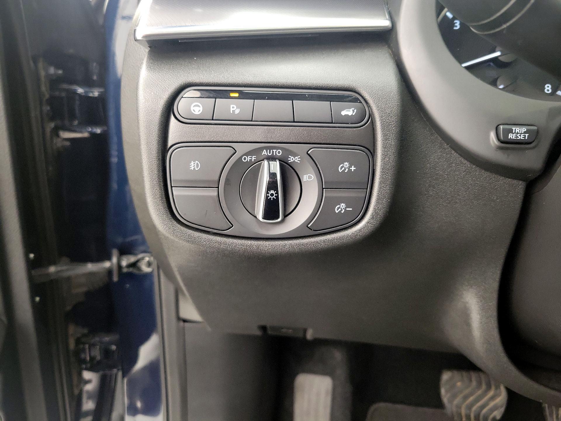 Thumbnail: 2023 INFINITI QX55 - 13