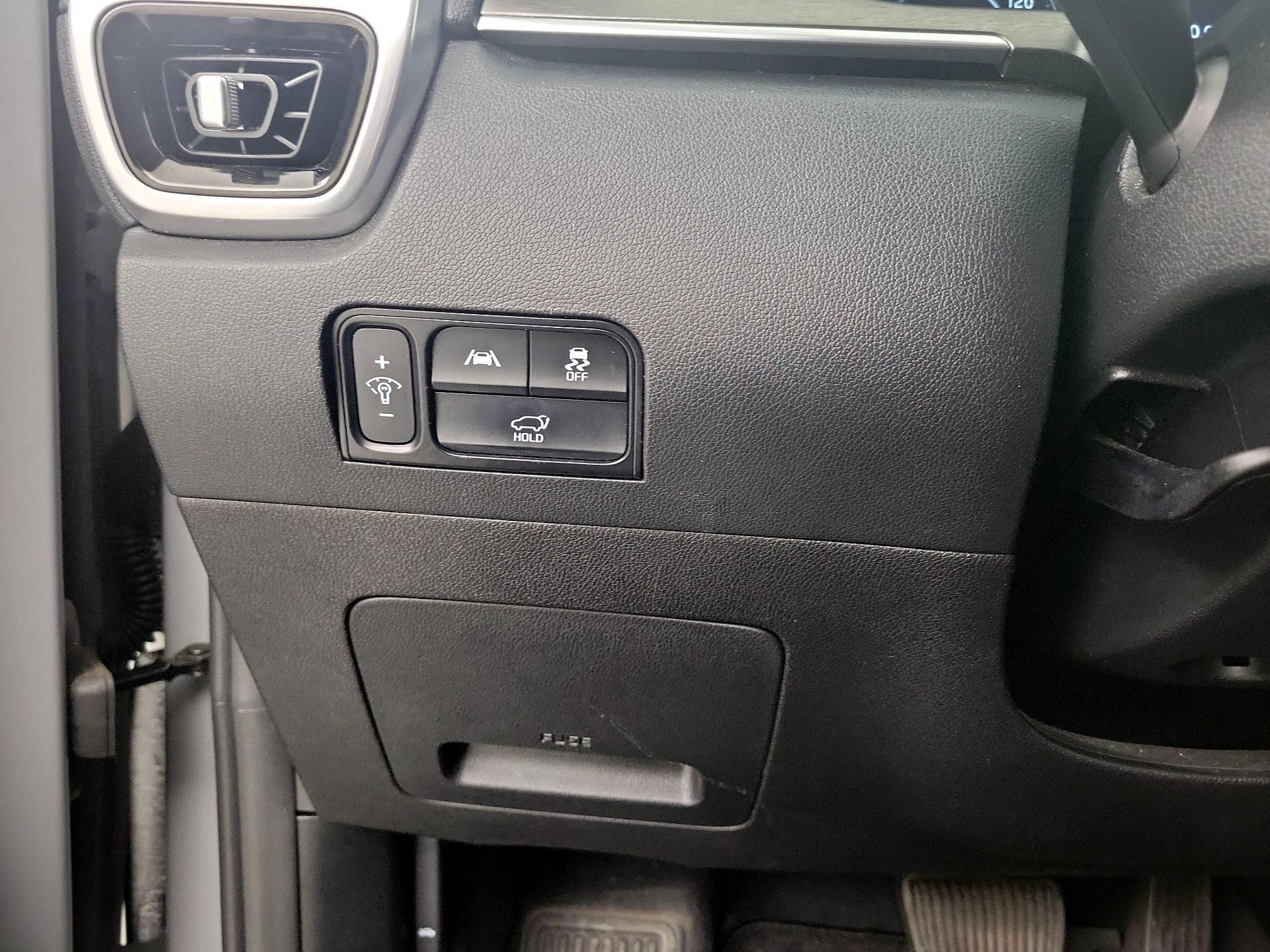 Thumbnail: 2023 Kia Sorento - 11