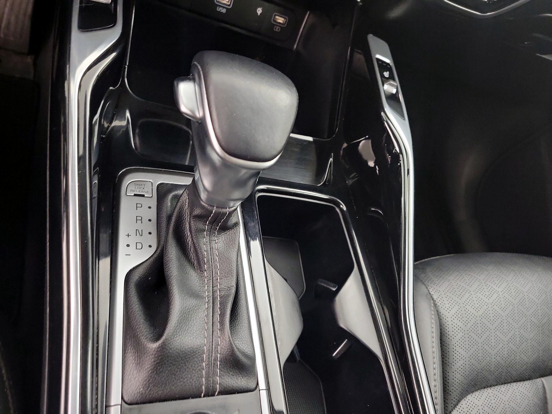 Thumbnail: 2023 Kia Sorento - 16