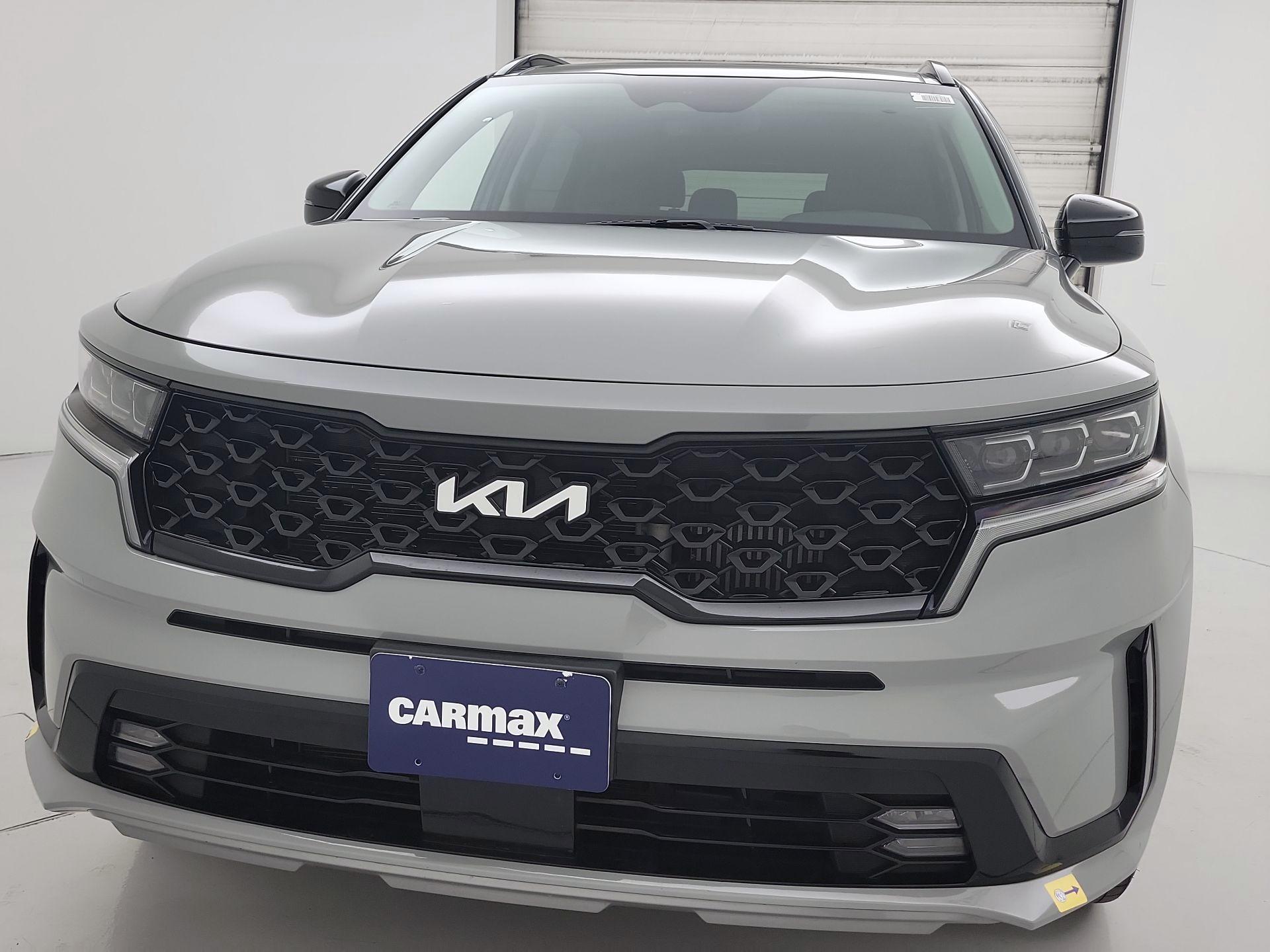 Thumbnail: 2023 Kia Sorento - 2