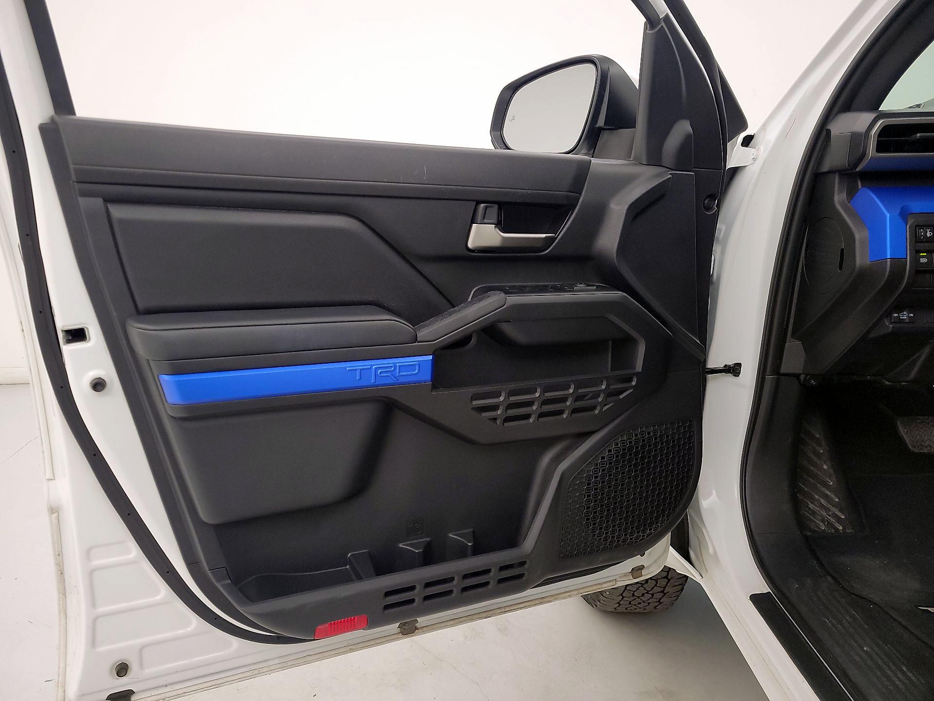 Thumbnail: 2025 Toyota Tacoma - 12