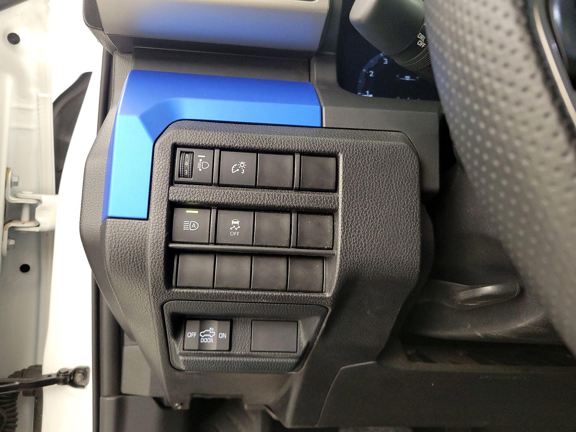 Thumbnail: 2025 Toyota Tacoma - 13