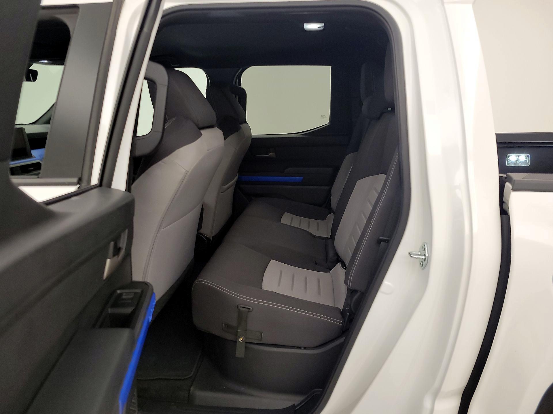 Thumbnail: 2025 Toyota Tacoma - 19