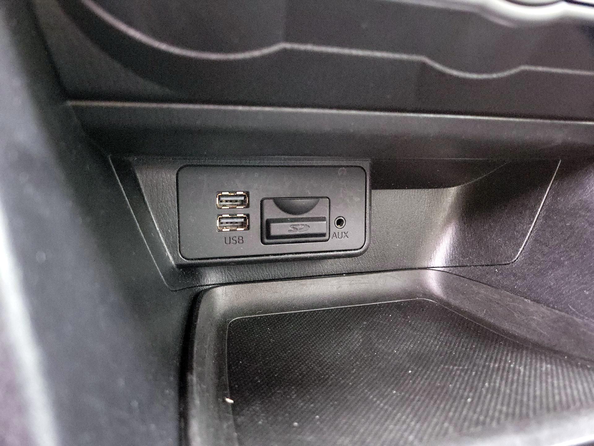 Thumbnail: 2017 Mazda Mazda3 - 18