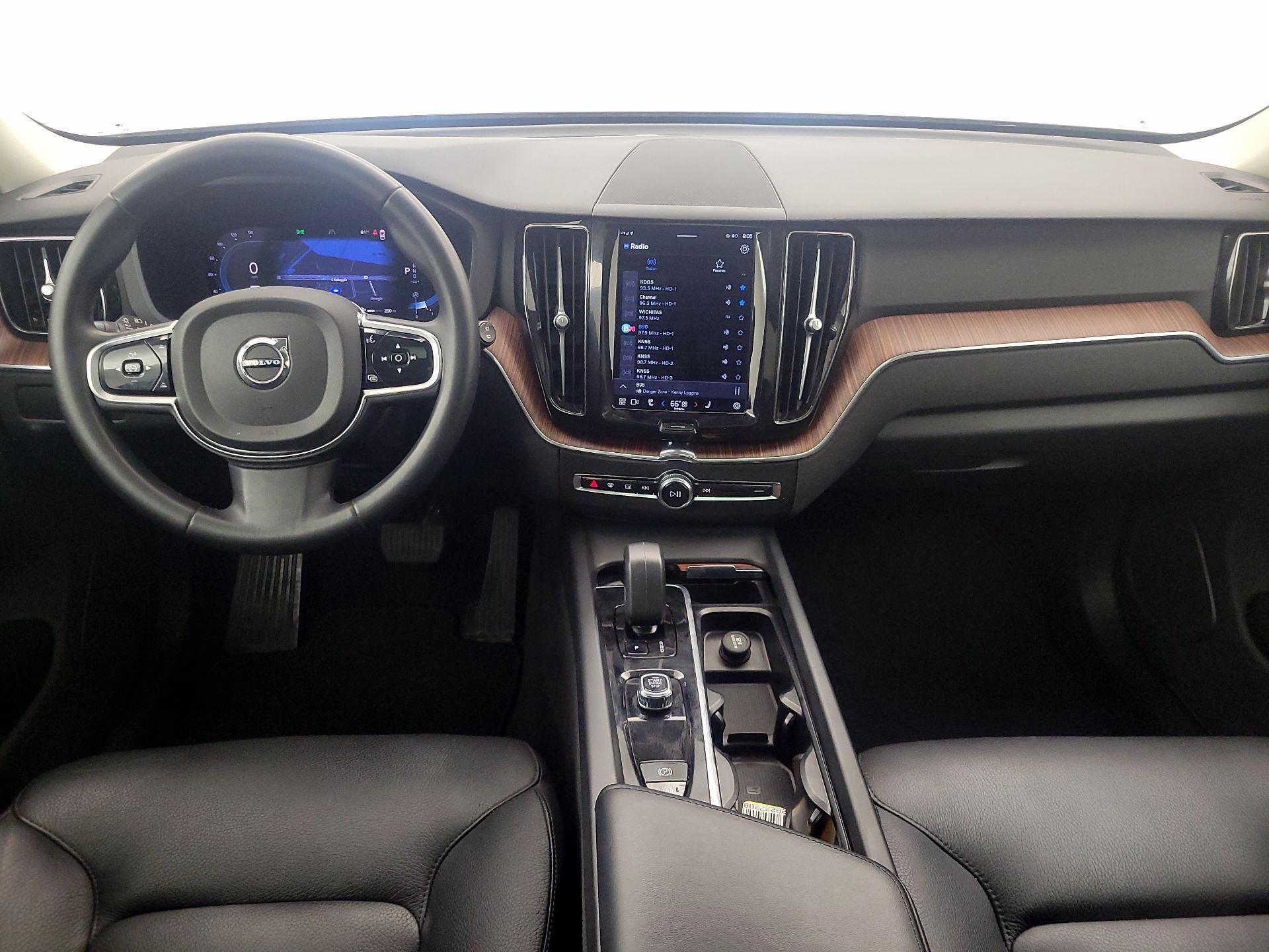 Thumbnail: 2023 Volvo XC60 - 9