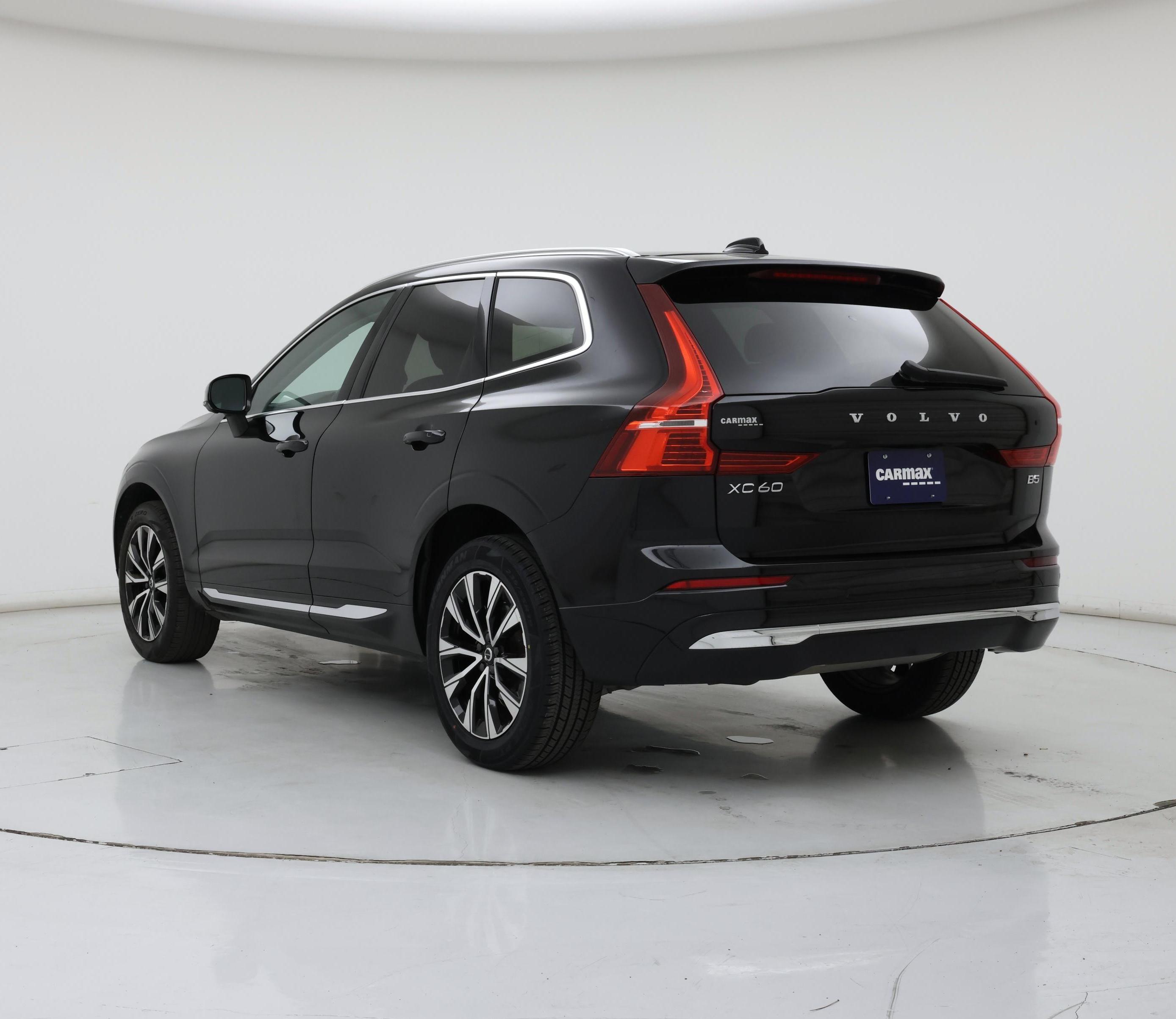 Thumbnail: 2023 Volvo XC60 - 2