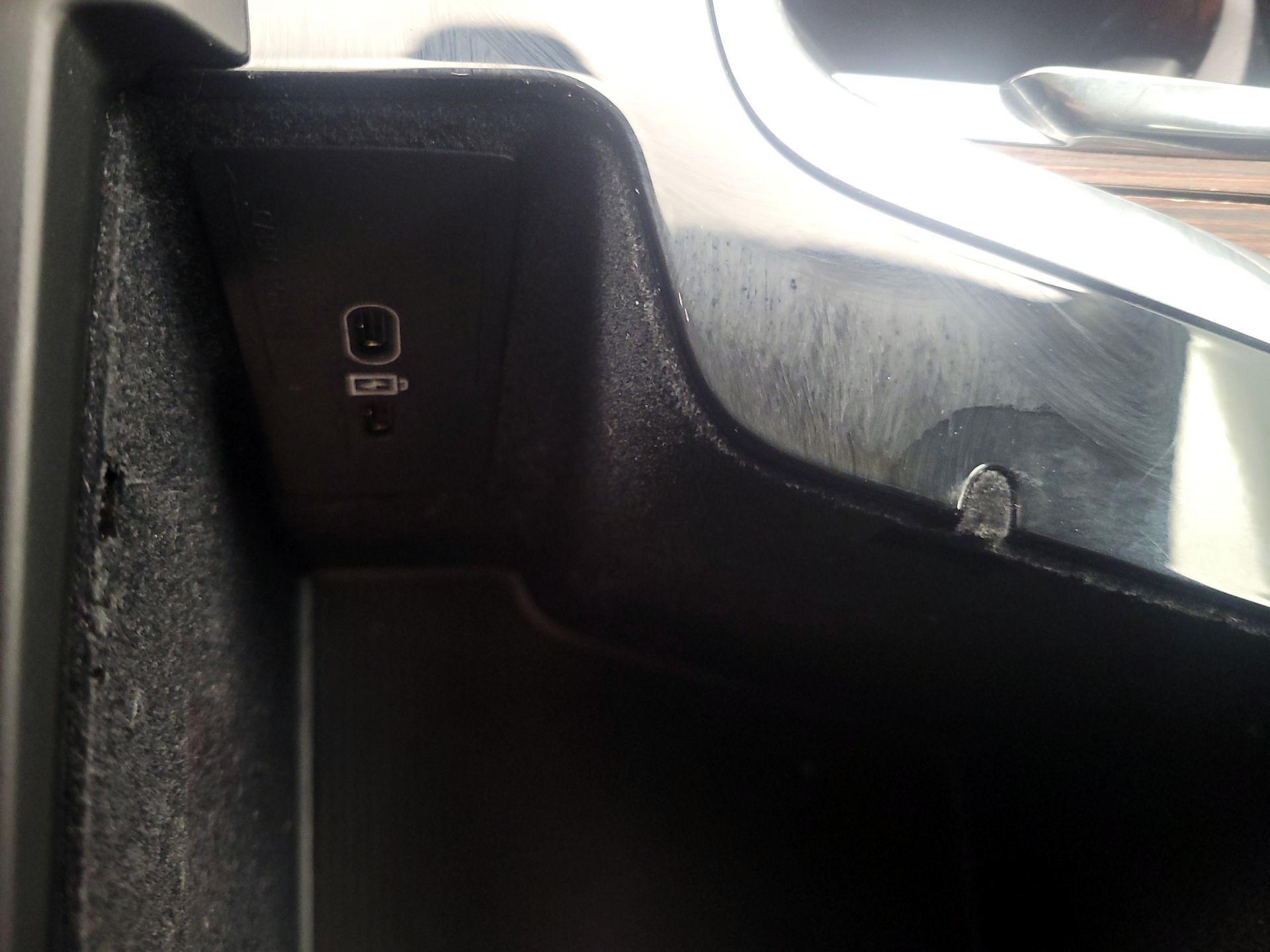 Thumbnail: 2023 Volvo XC60 - 19