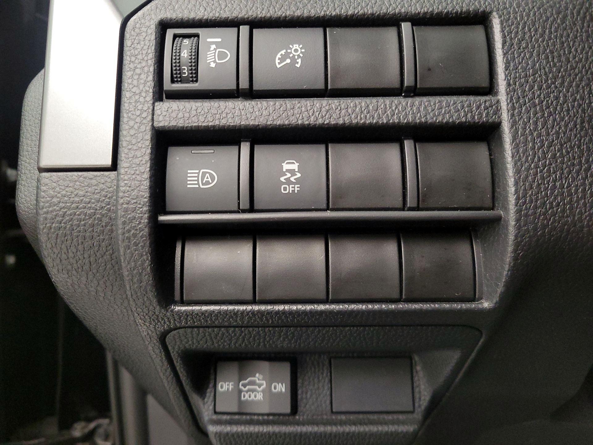 Thumbnail: 2025 Toyota Tacoma - 13