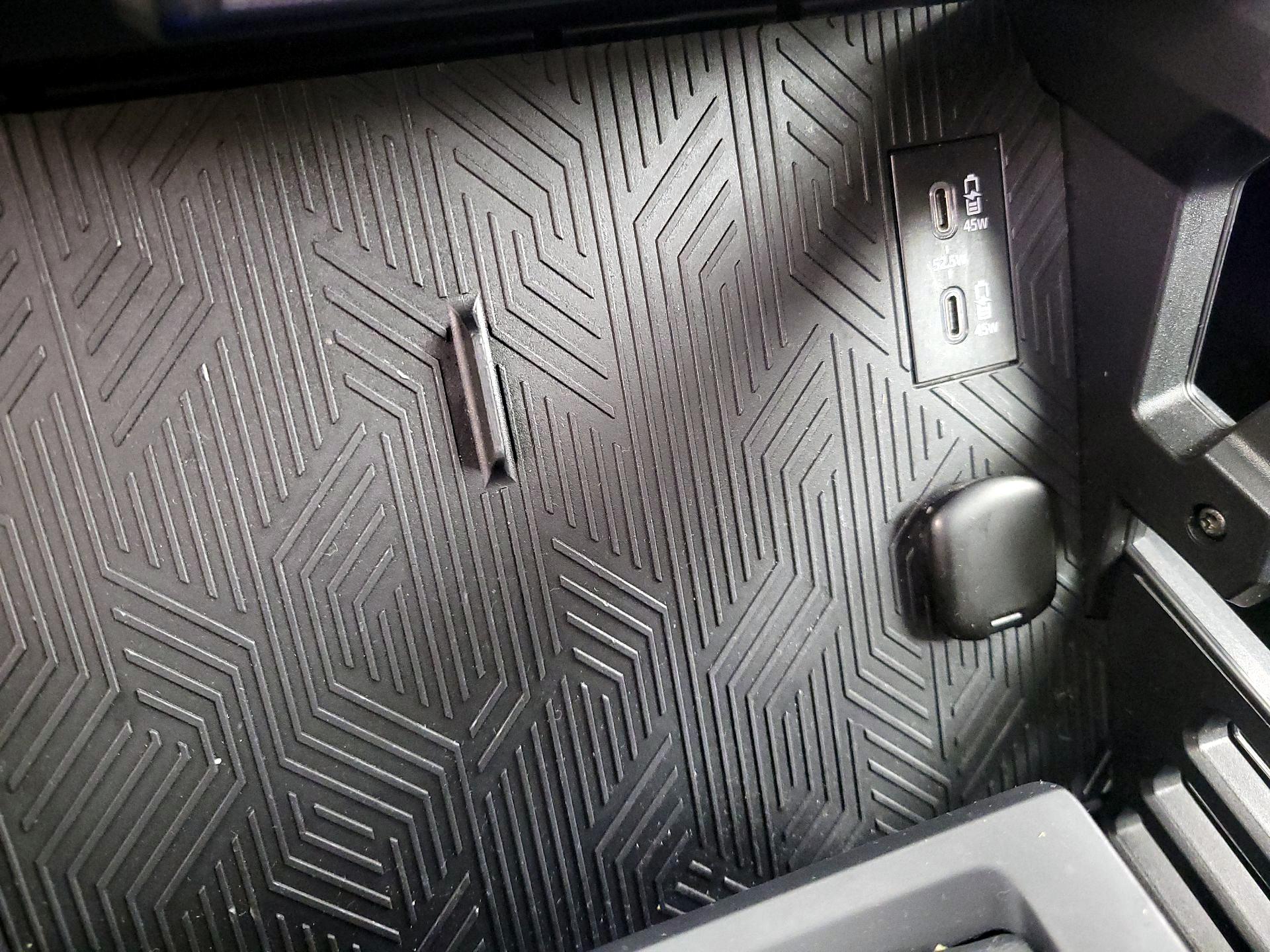 Thumbnail: 2025 Toyota Tacoma - 18