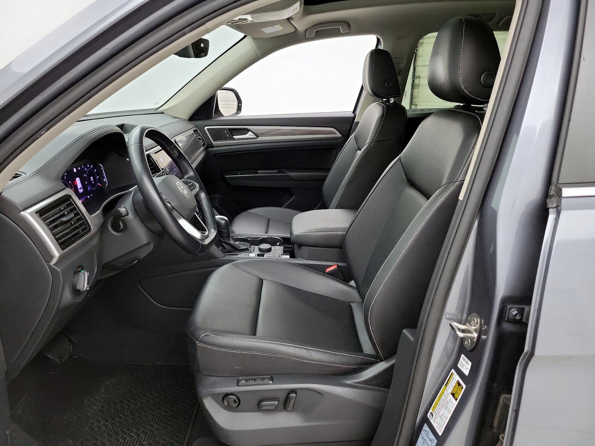 Thumbnail: 2021 Volkswagen Atlas - 11