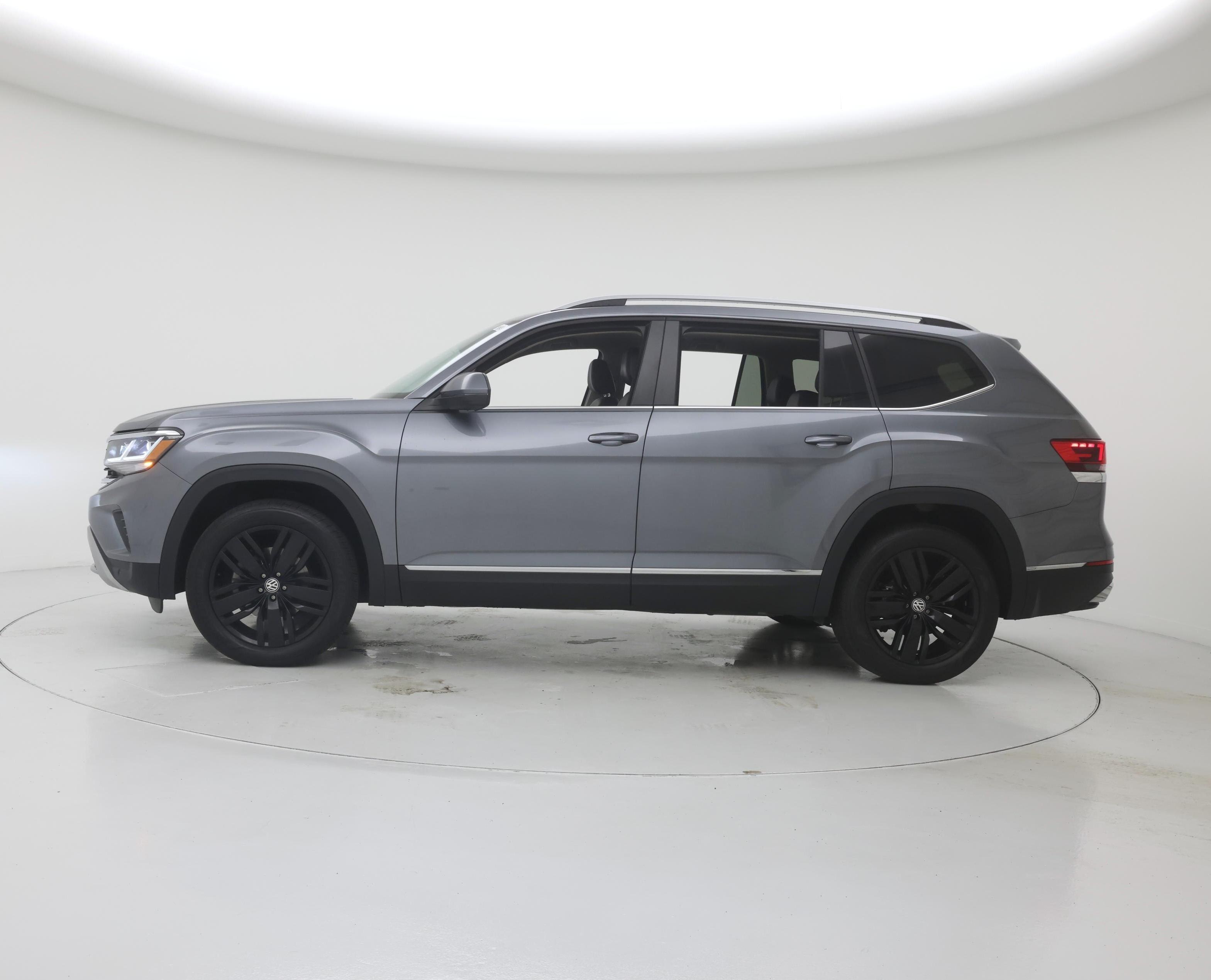 Thumbnail: 2021 Volkswagen Atlas - 3