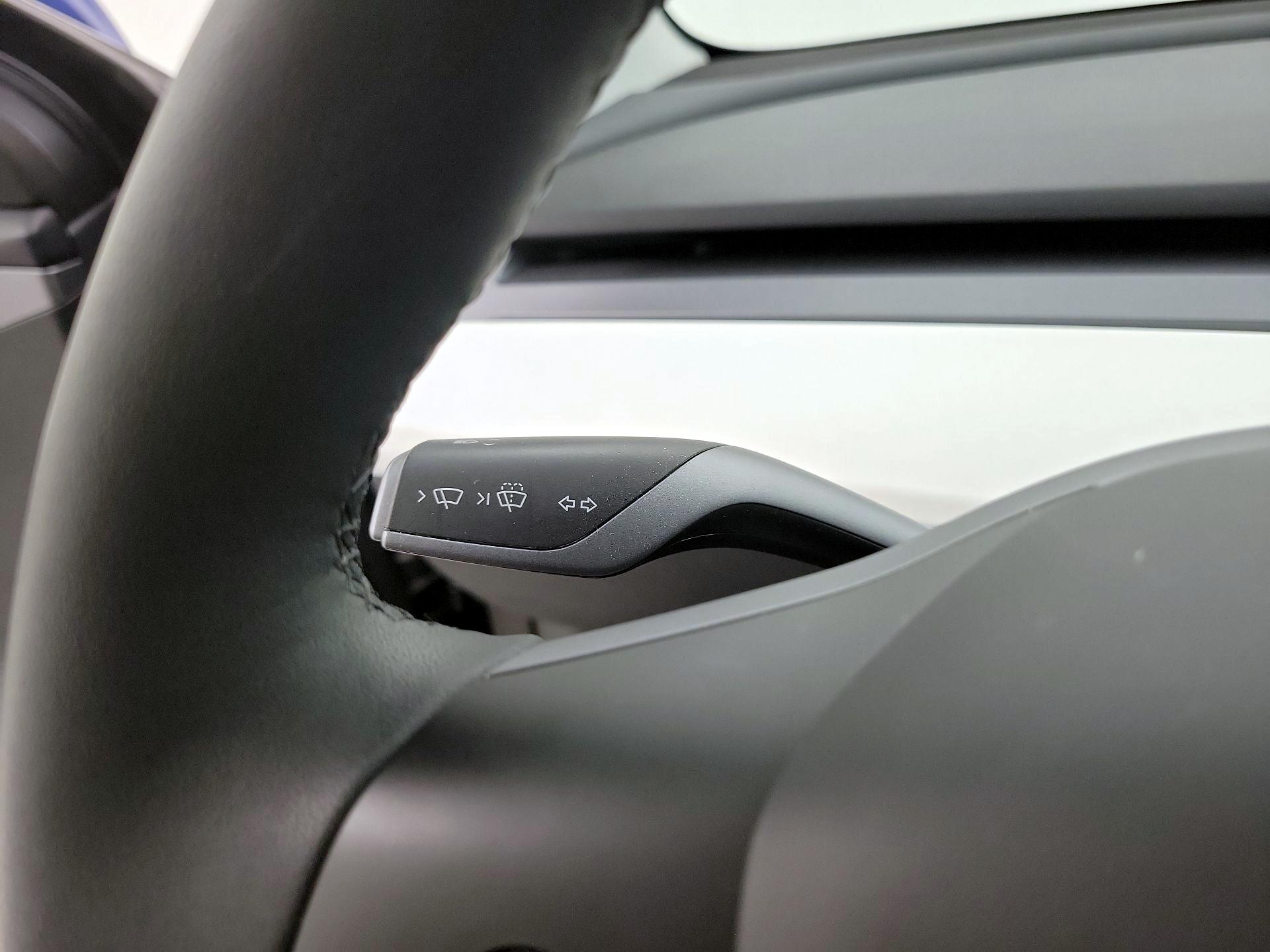 Thumbnail: 2023 Tesla Model 3 - 13