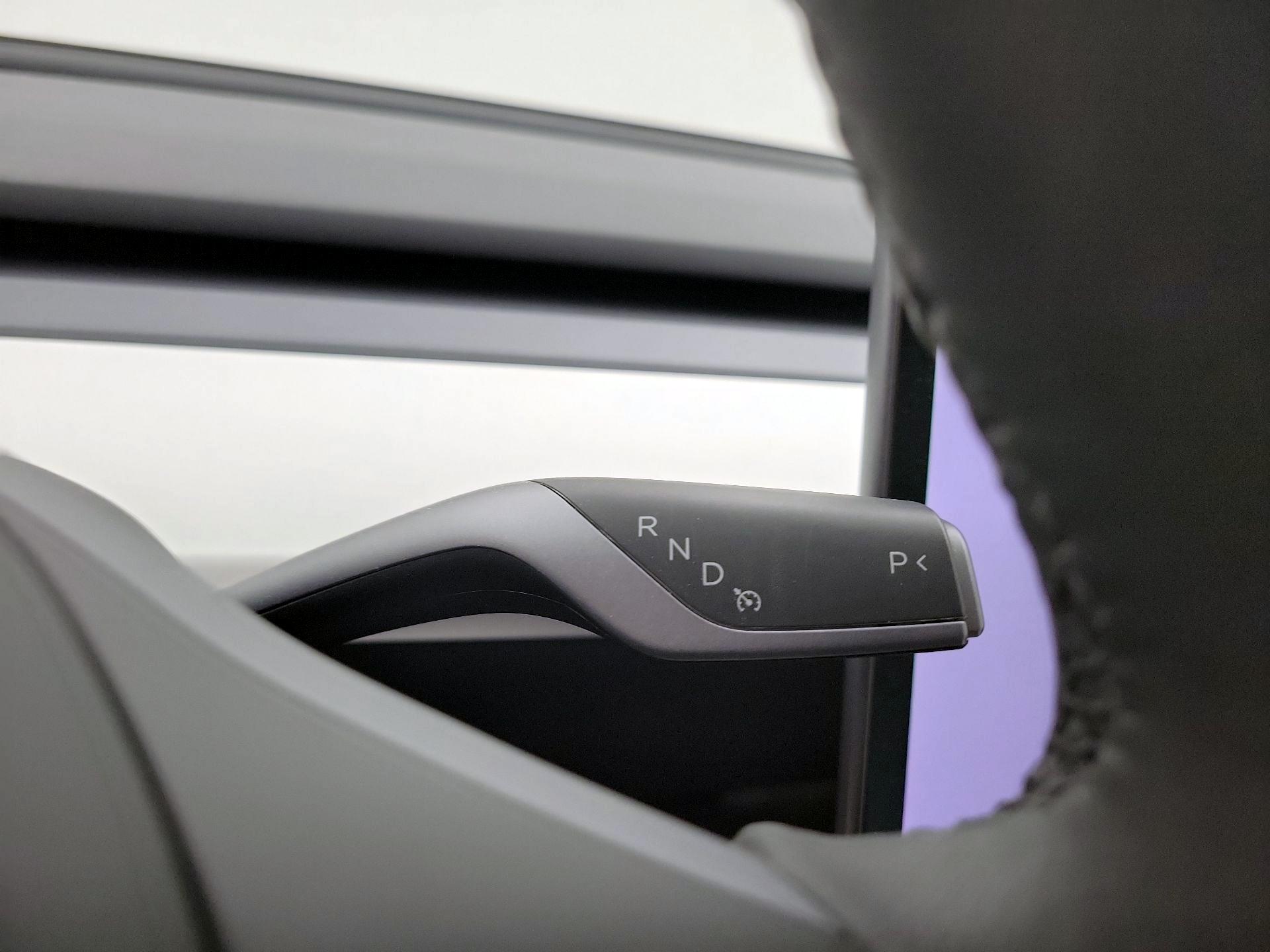 Thumbnail: 2023 Tesla Model 3 - 17